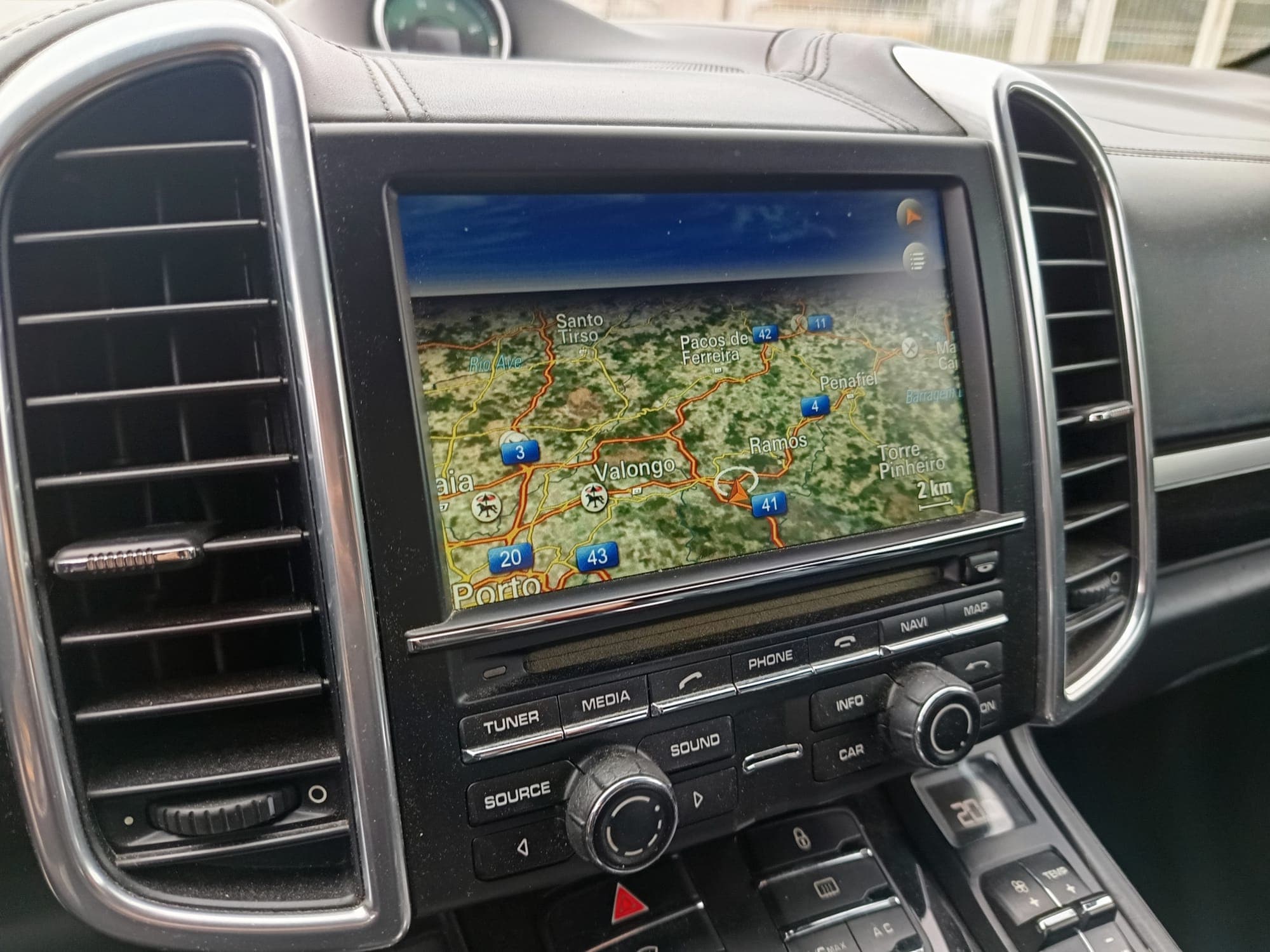 Porsche Cayenne S · Ano 2013 — image 16