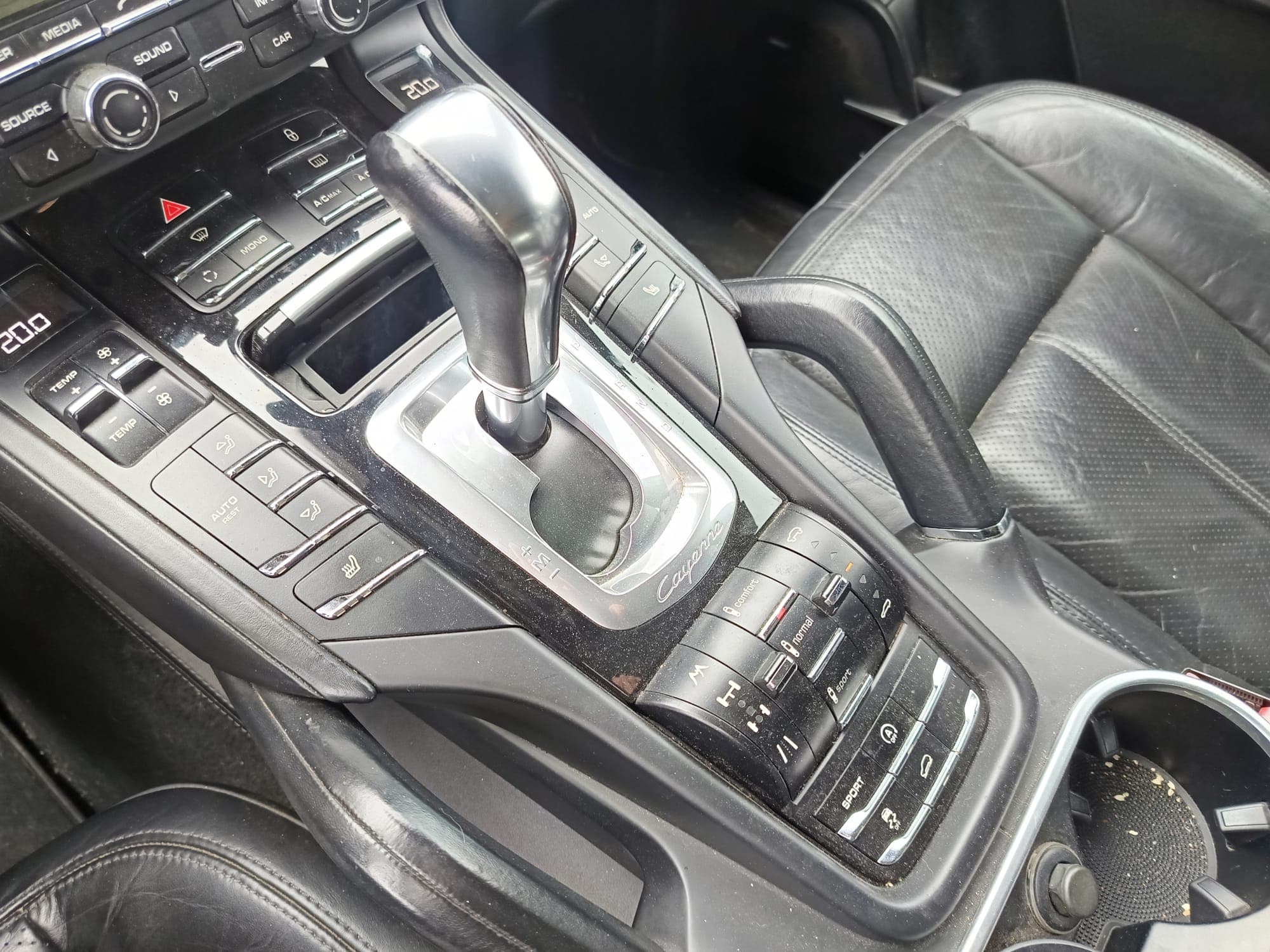 Porsche Cayenne S · Ano 2013 — image 13