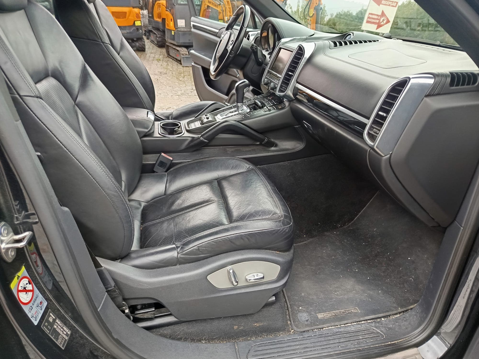 Porsche Cayenne S · Ano 2013 — image 29