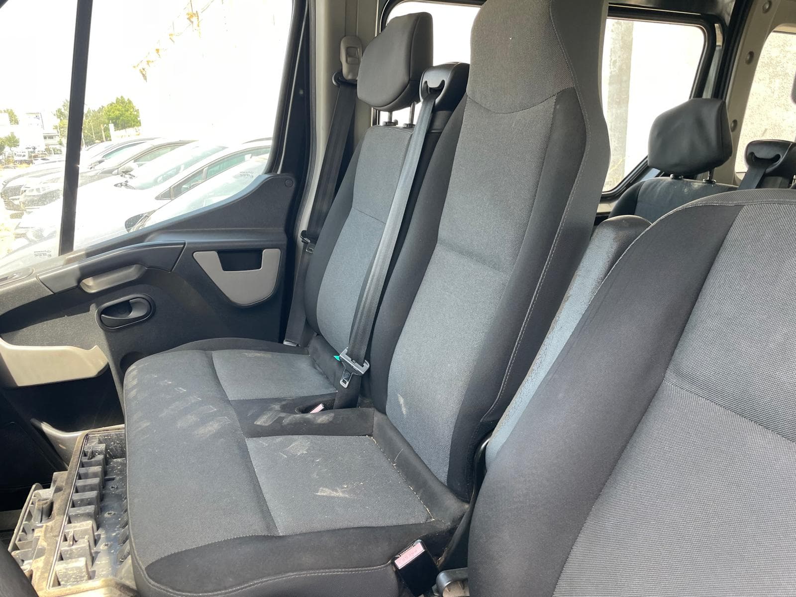 Renault Master · Ano 2016 — image 6