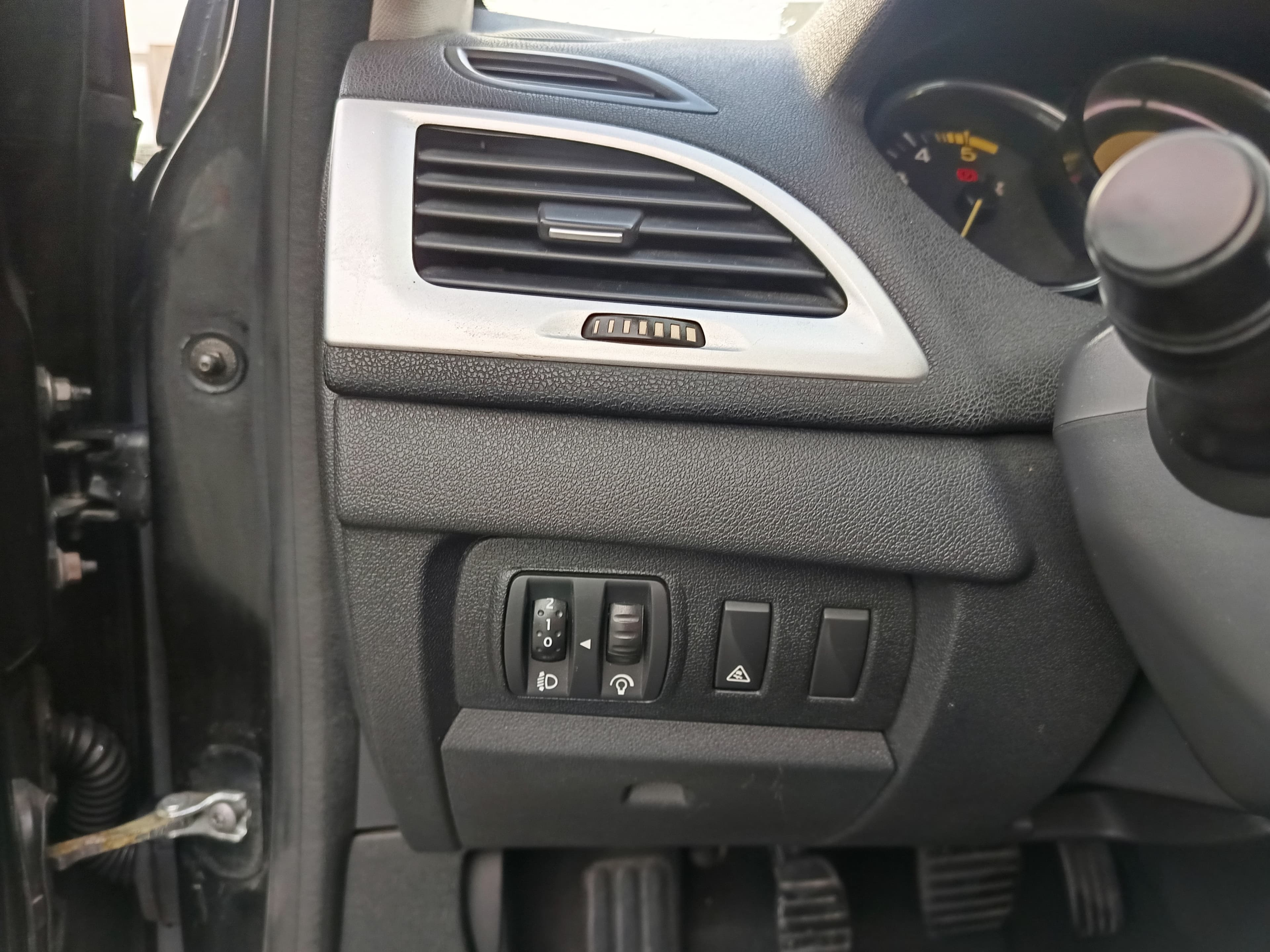 Renault Mégane · Ano 2009 — imagen 39
