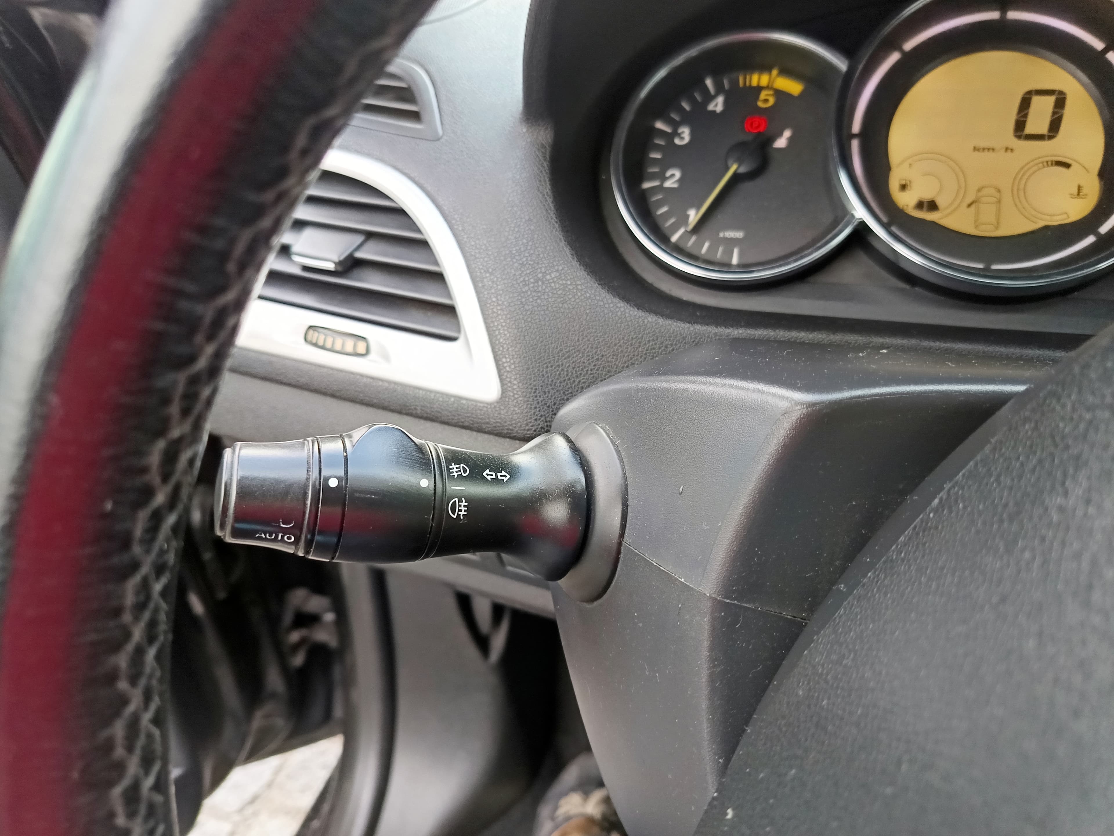 Renault Mégane · Ano 2009 — imagen 38