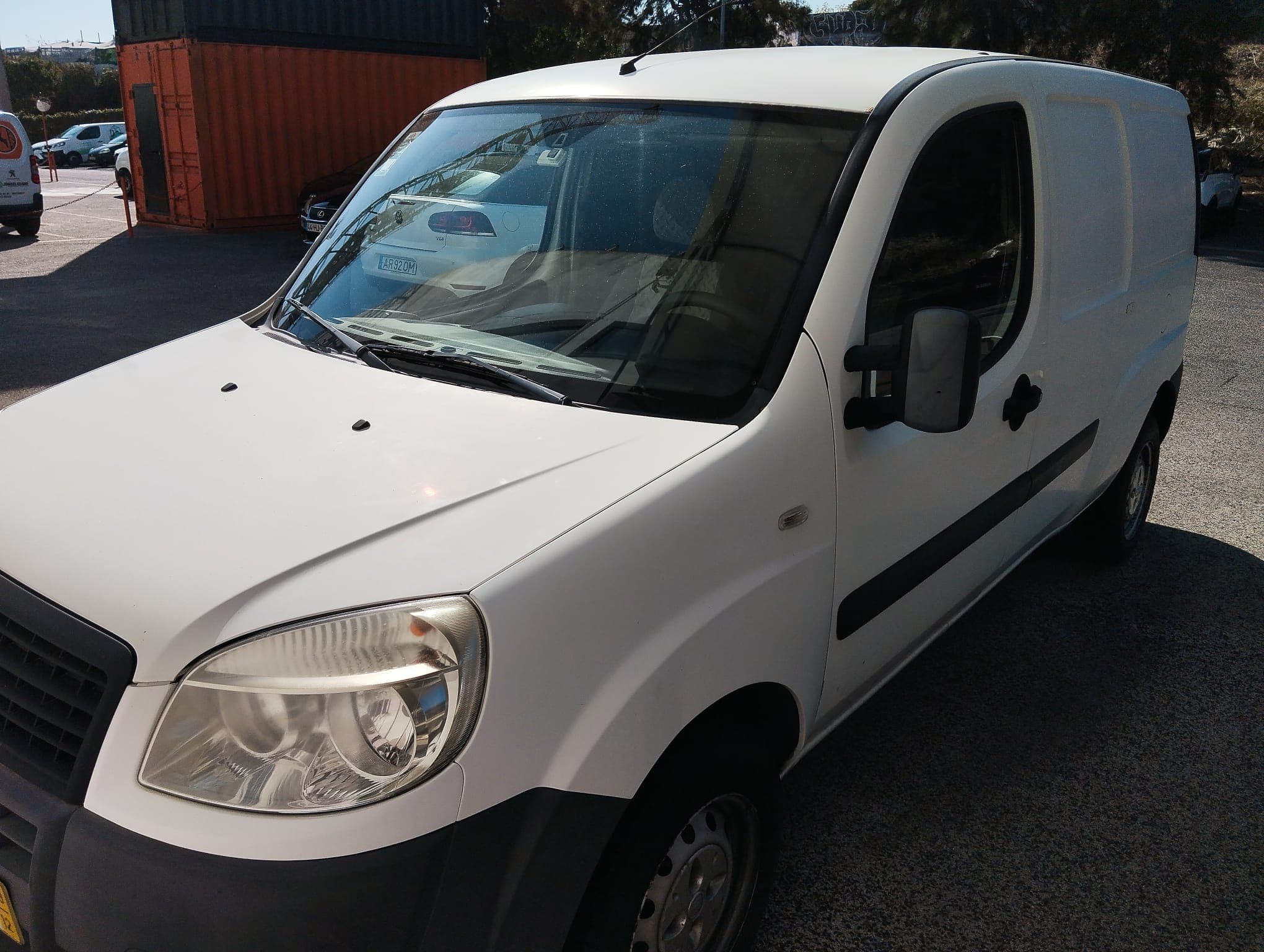 Fiat Doblo Cargo 1.3 D Multijet · Ano 2009 — imagem 6