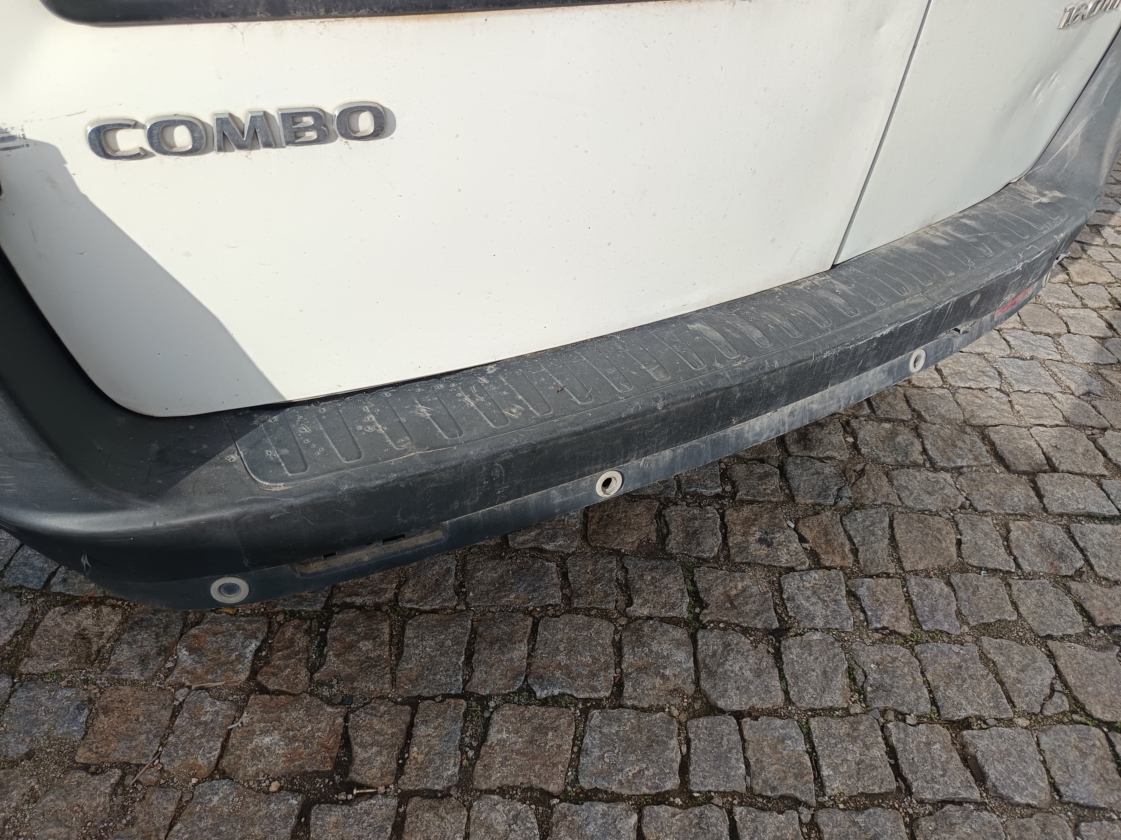 Opel Combo · Ano 2016 — imagen 12