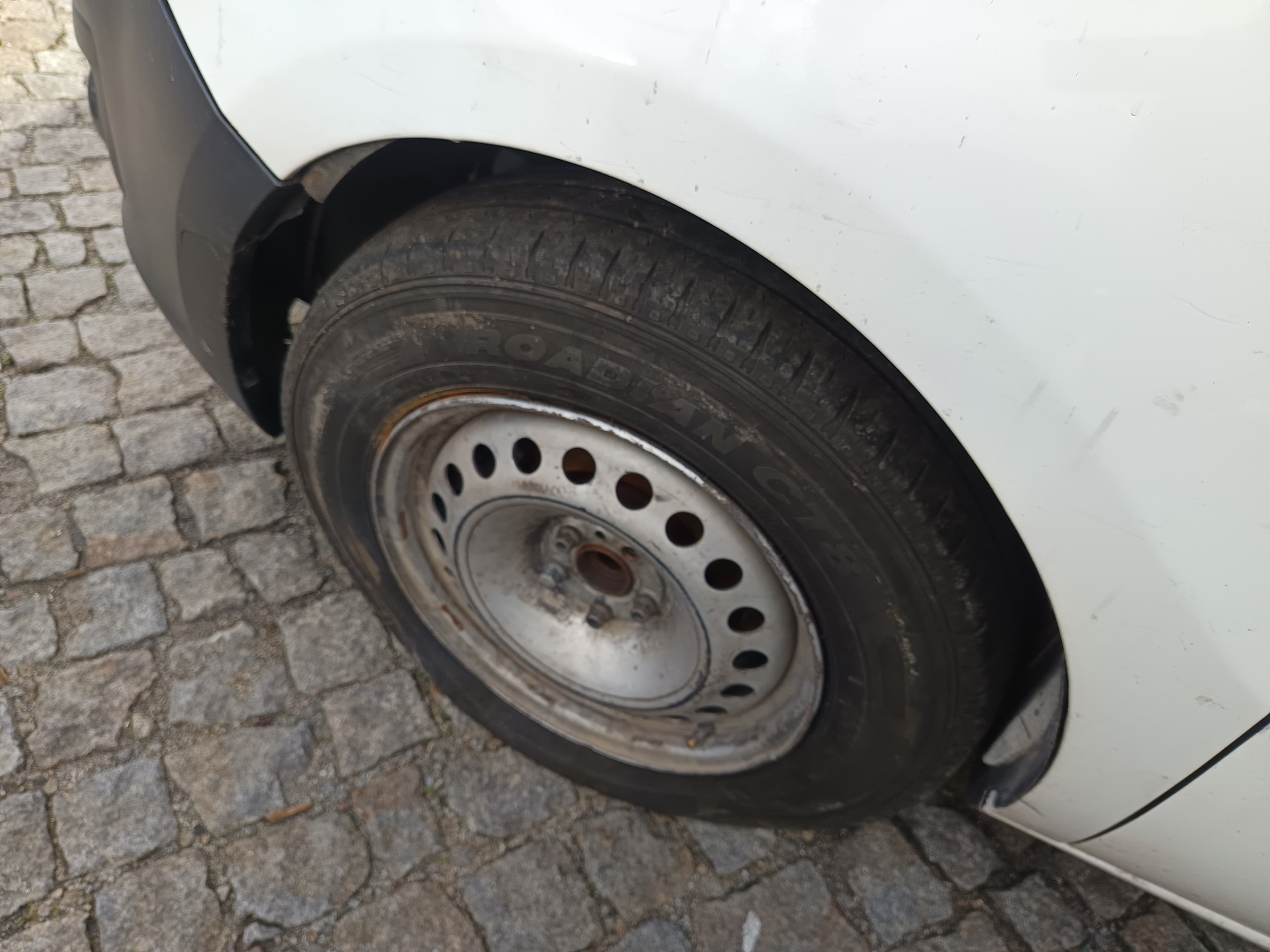 Opel Combo · Ano 2016 — imagen 17
