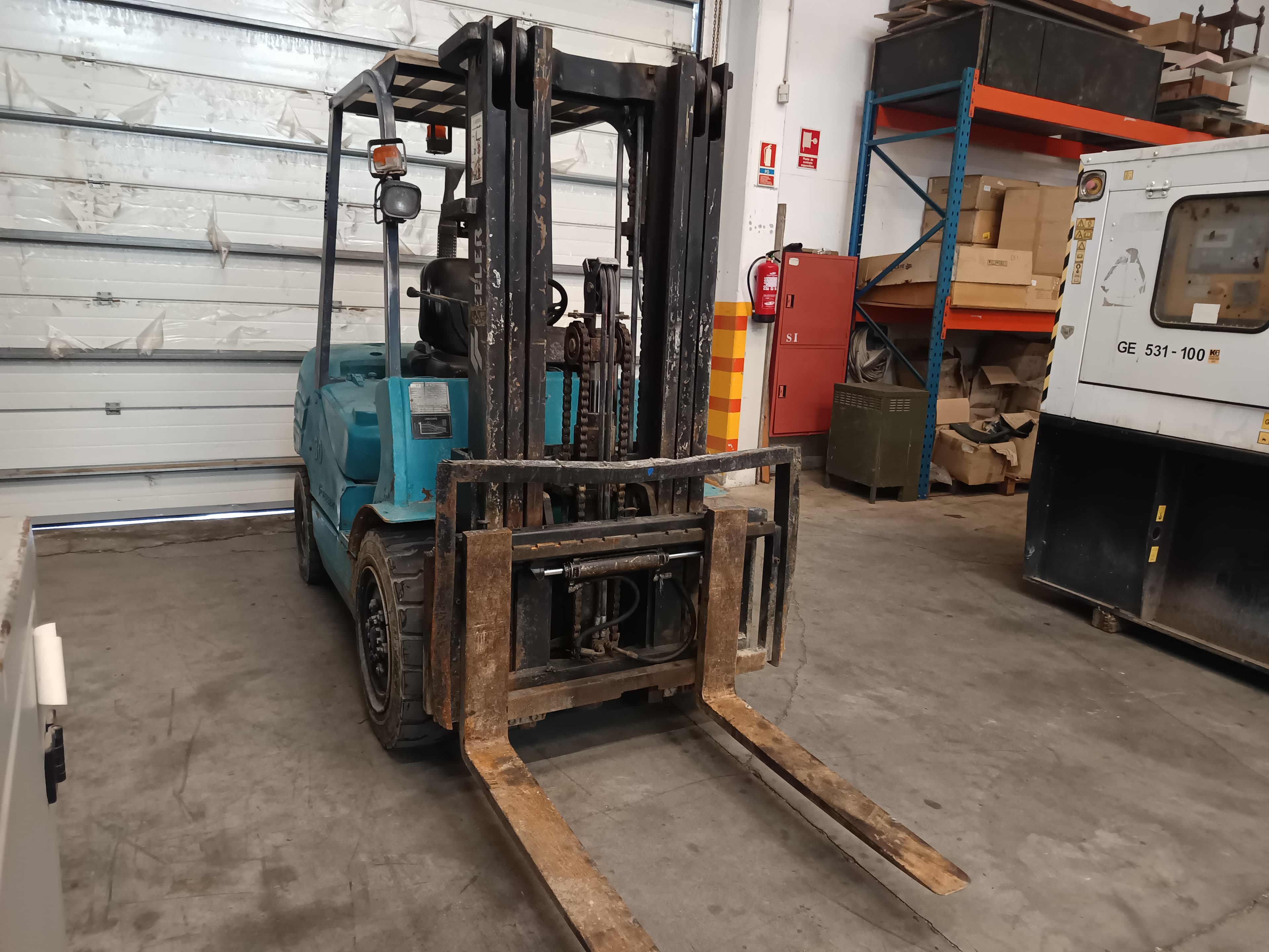 Empilhador Feeler FD30 · Ano 2019 — imagem 2