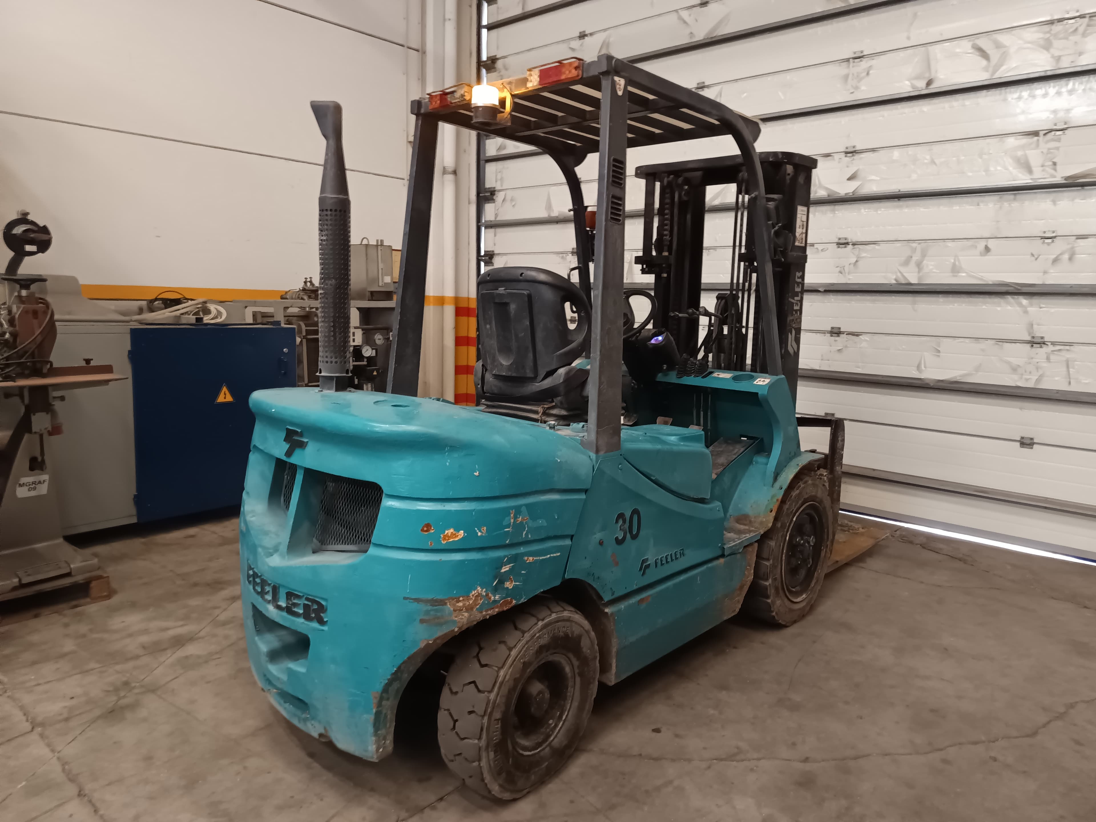 Empilhador Feeler FD30 · Ano 2019 — imagem 7