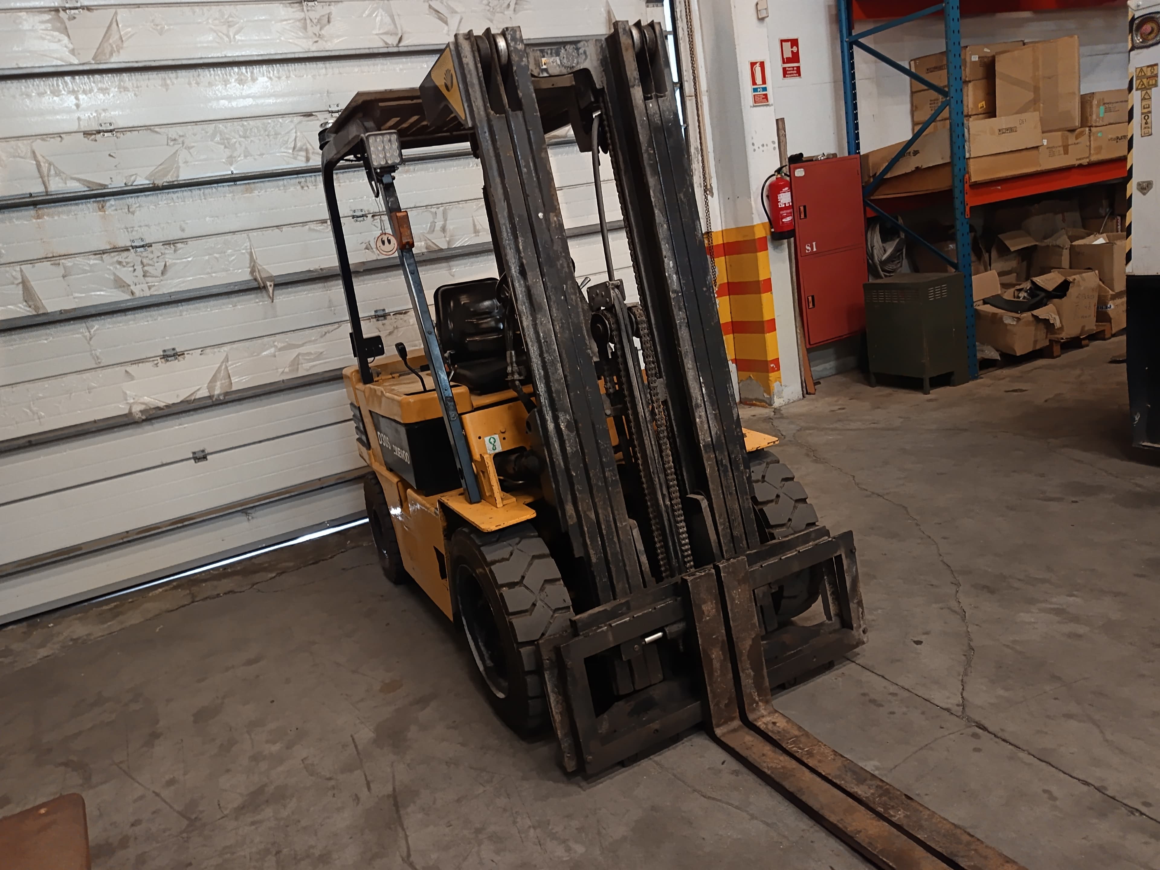 Empilhador Daewoo D30 S-2 — imagem 2