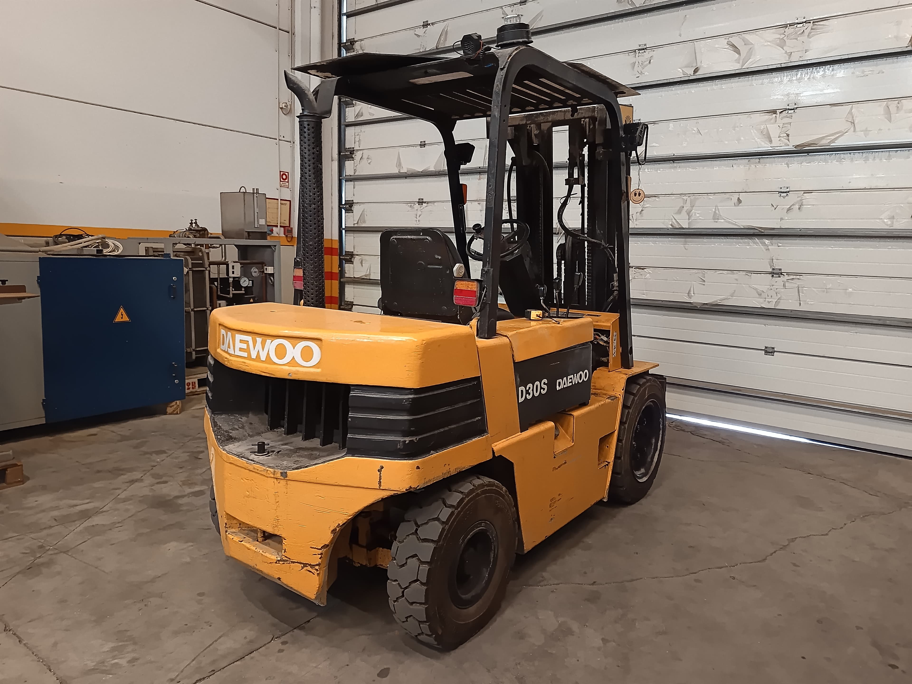 Empilhador Daewoo D30 S-2 — imagem 5