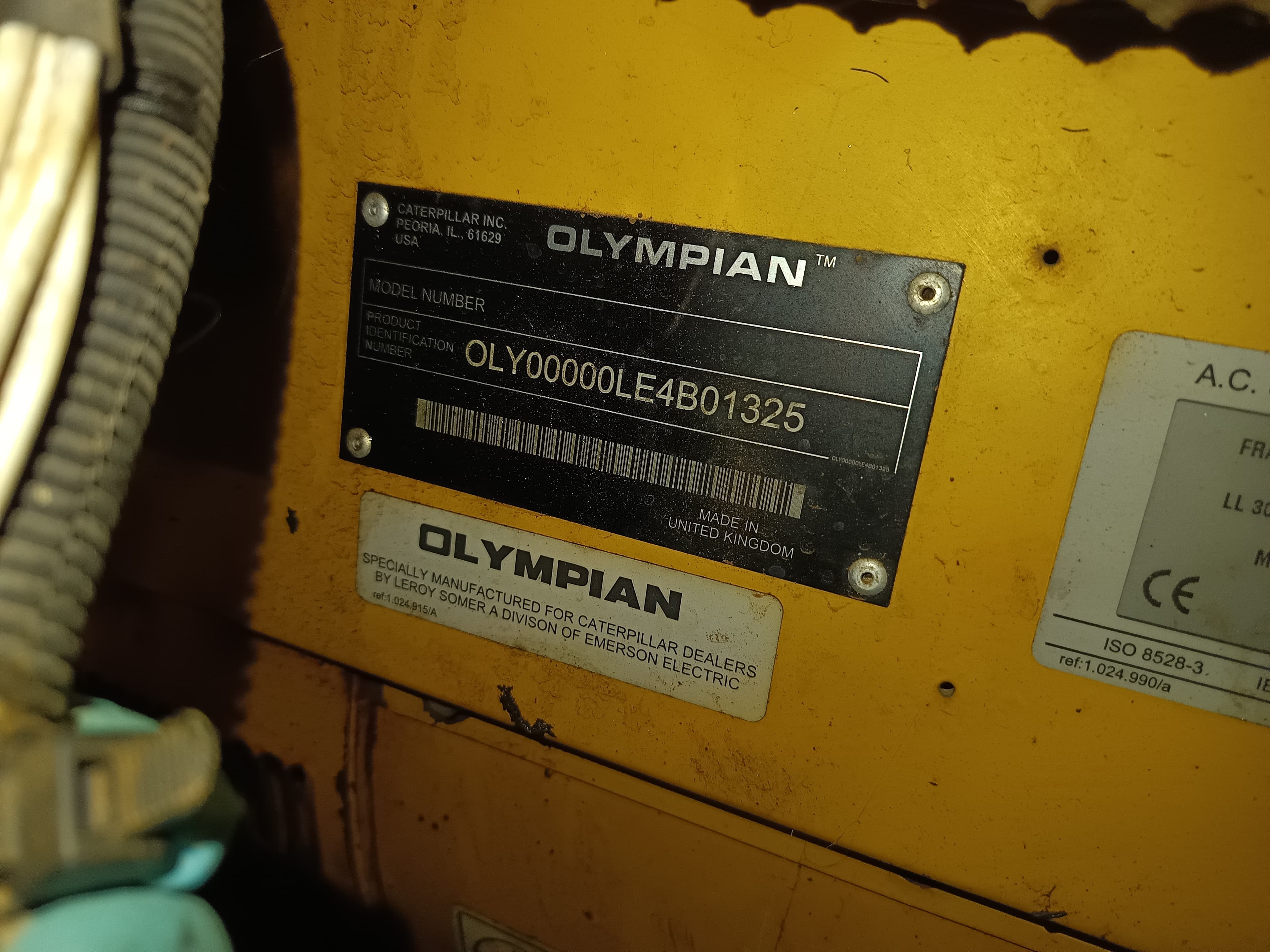 Gerador Olympian 100 kVA · Ano 2009 — imagem 8