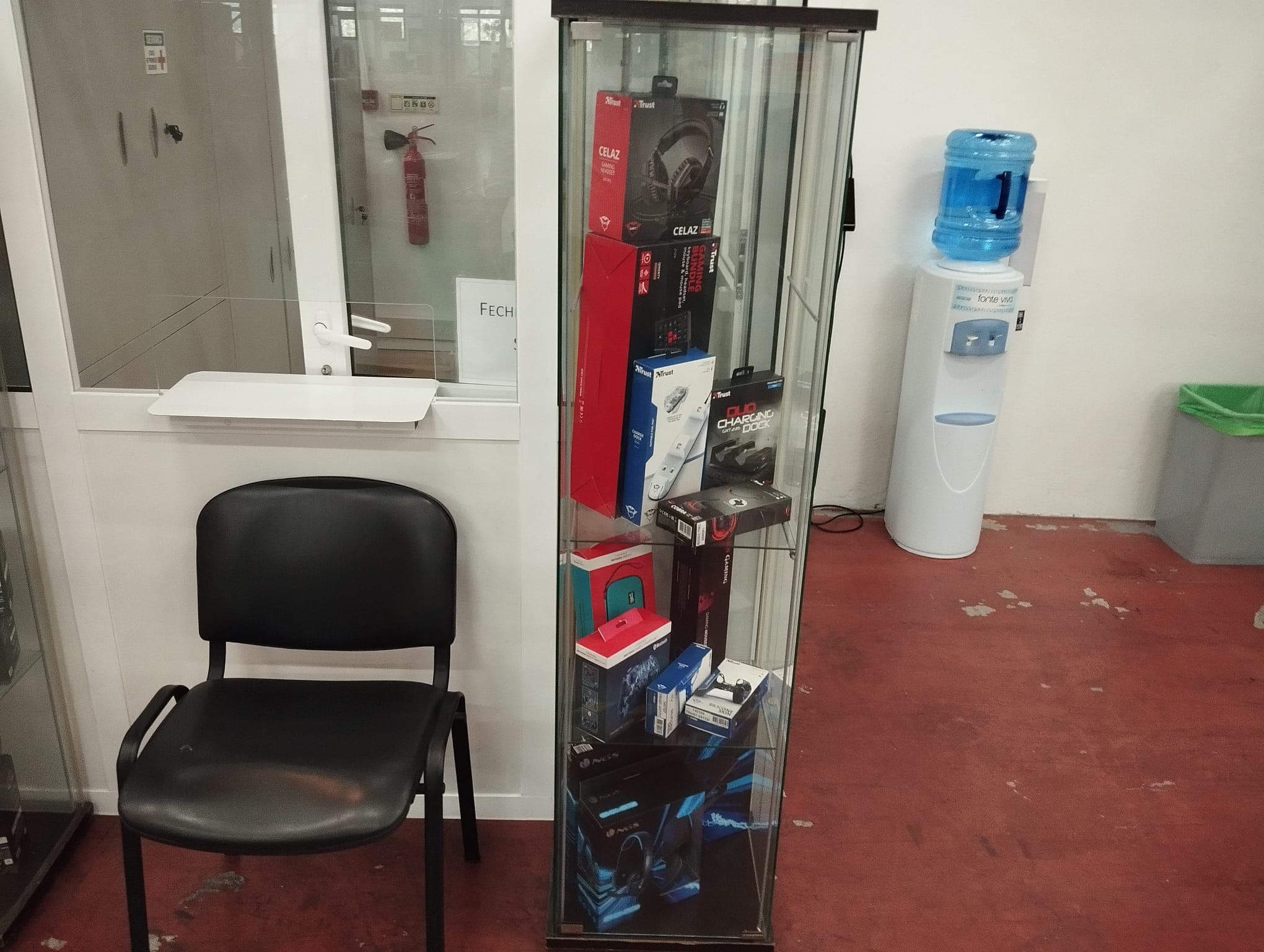 Equipamentos de Escritório, Informática e Apoio Operacional — imagem 52