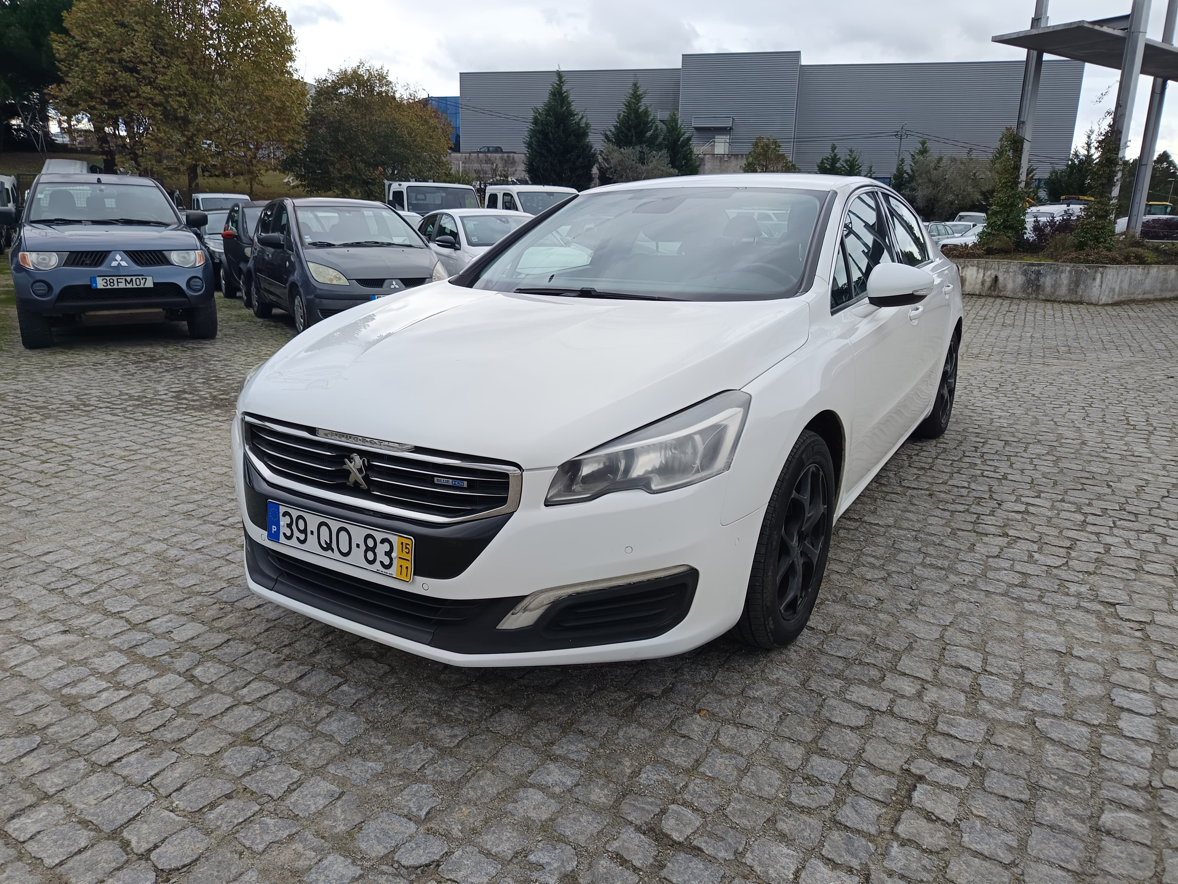 Peugeot 508 1.6 BlueHDi · Ano 2015 — imagem 1