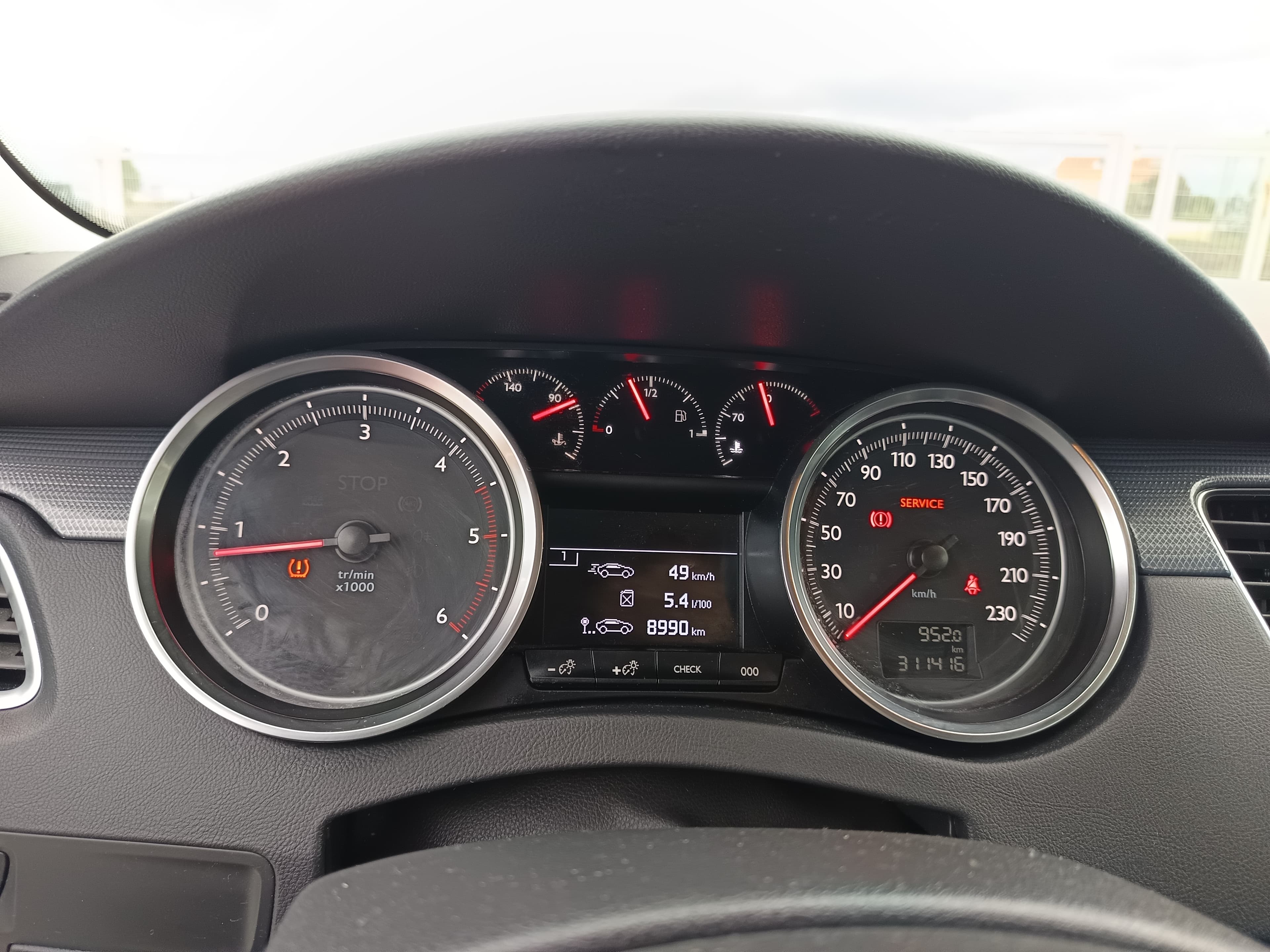 Peugeot 508 1.6 BlueHDi · Ano 2015 — imagem 40