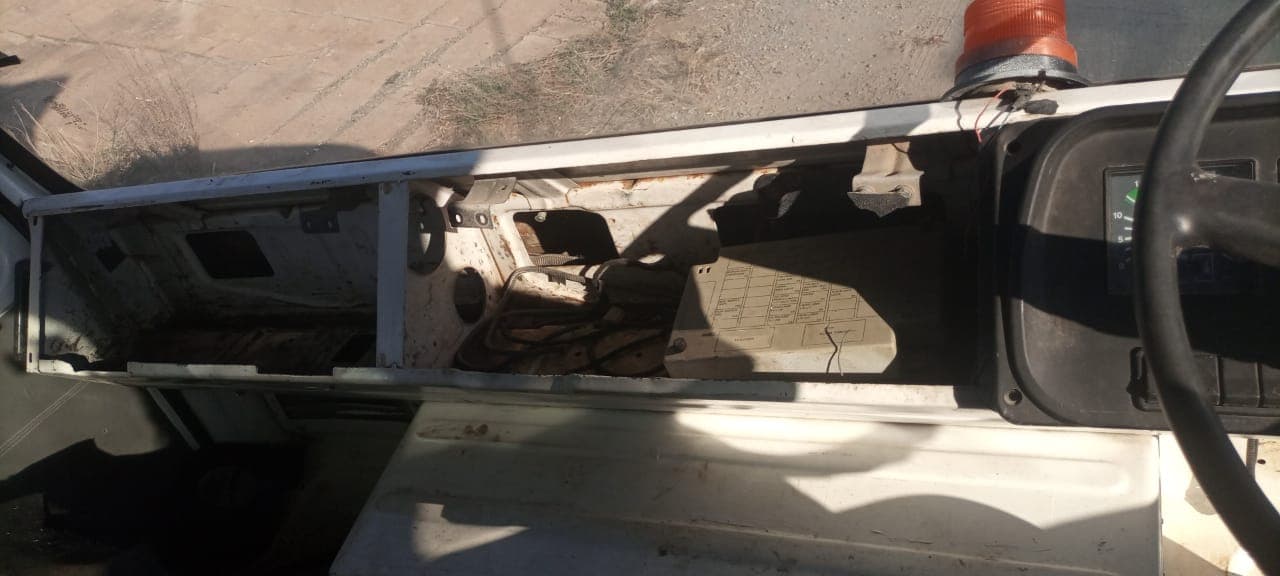 Tata LPK 25/6/38 Truck — image 8