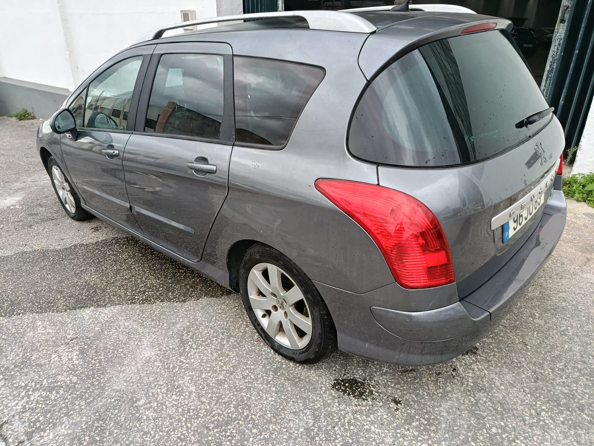 Peugeot 308 SW · Ano 2010 — imagen 4