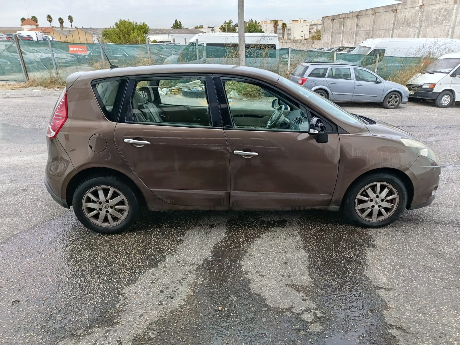 Renault Scénic · Ano 2011 — image 7