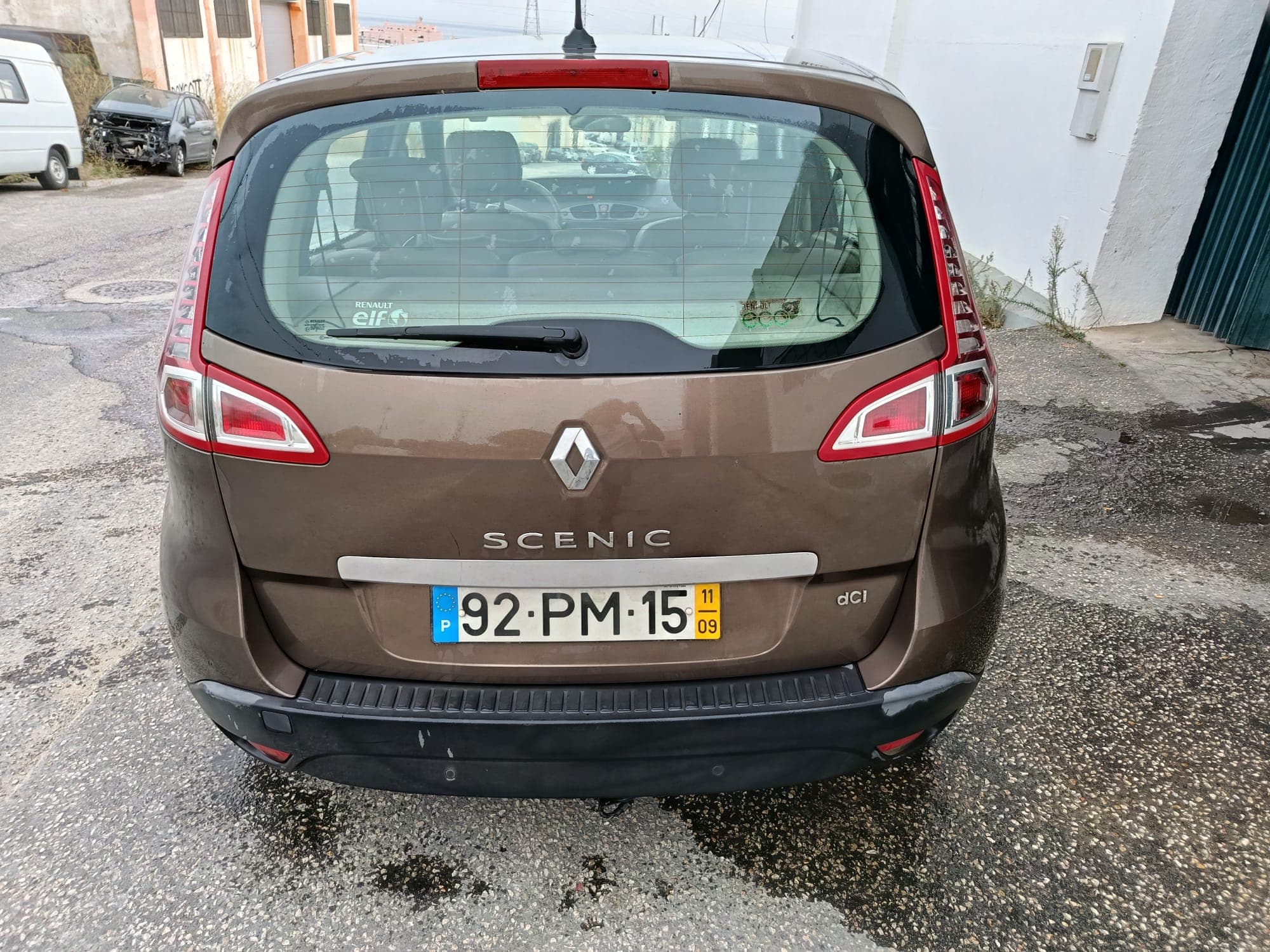 Renault Scénic · Ano 2011 — image 5