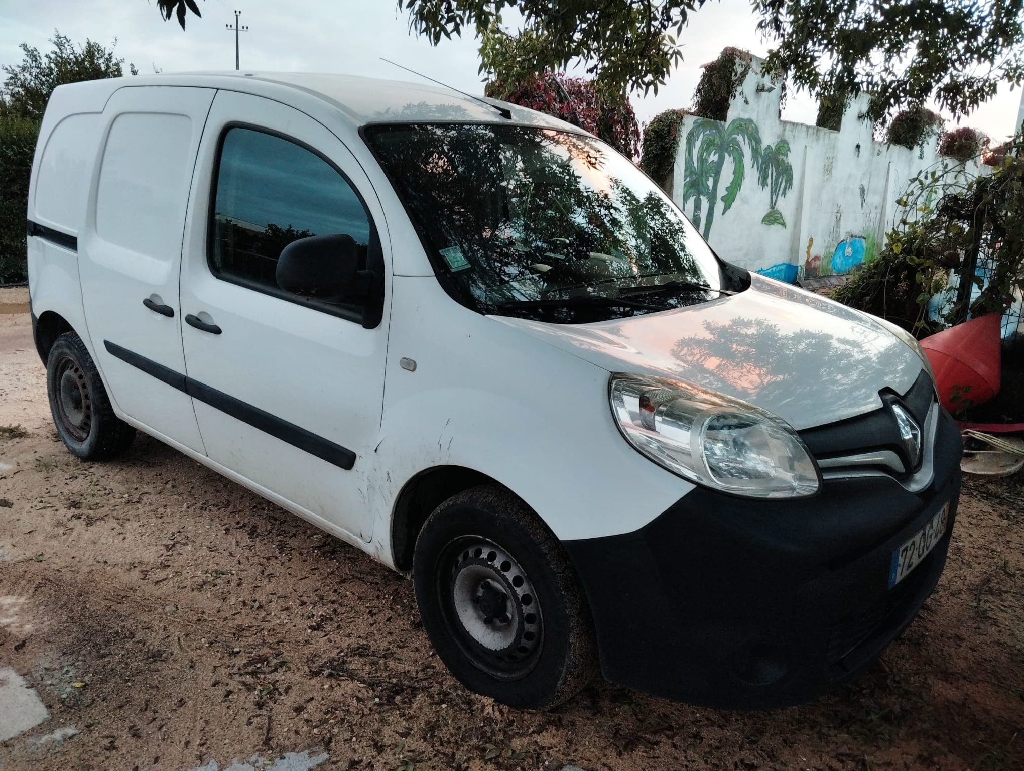Renault Kangoo 1.5 DCi · Ano 2015 — image 3