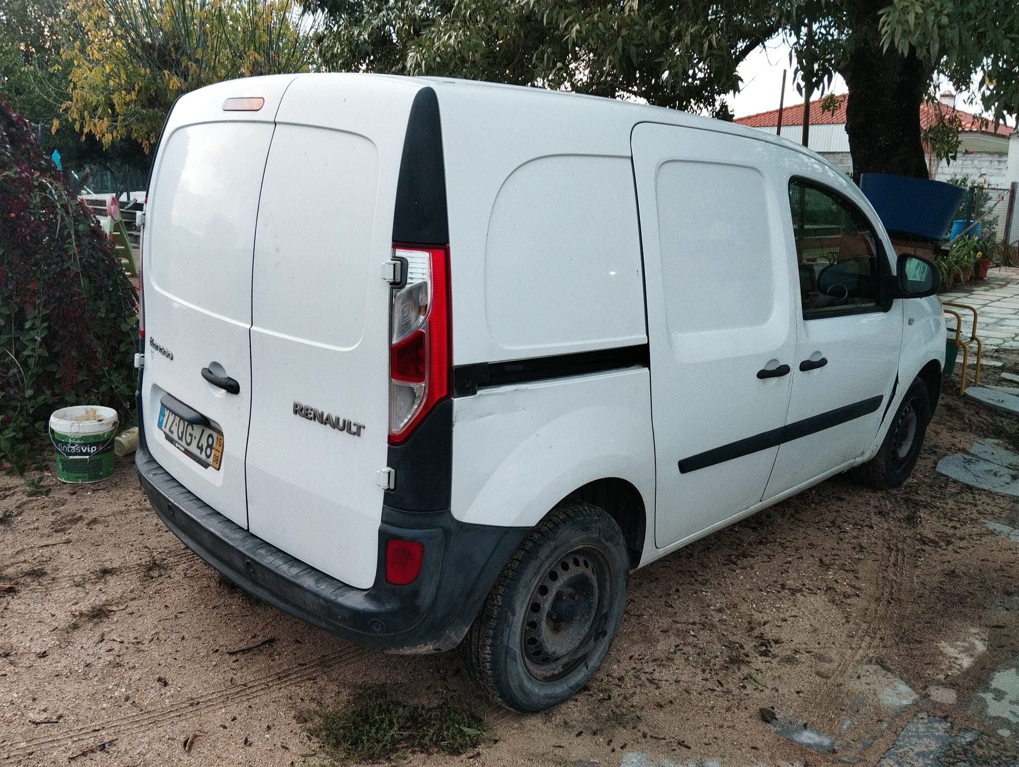 Renault Kangoo 1.5 DCi · Ano 2015 — image 6