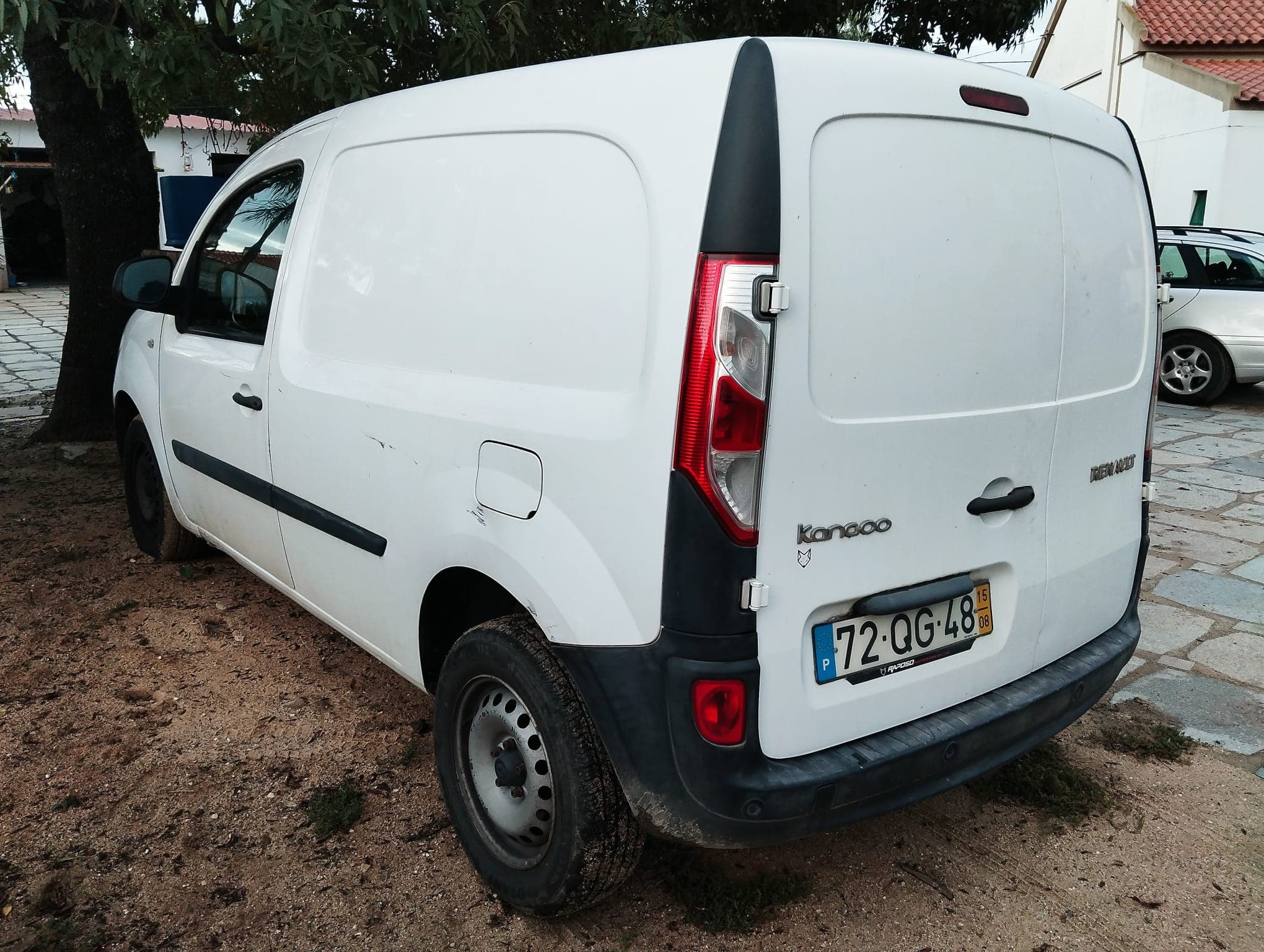 Renault Kangoo 1.5 DCi · Ano 2015 — image 7
