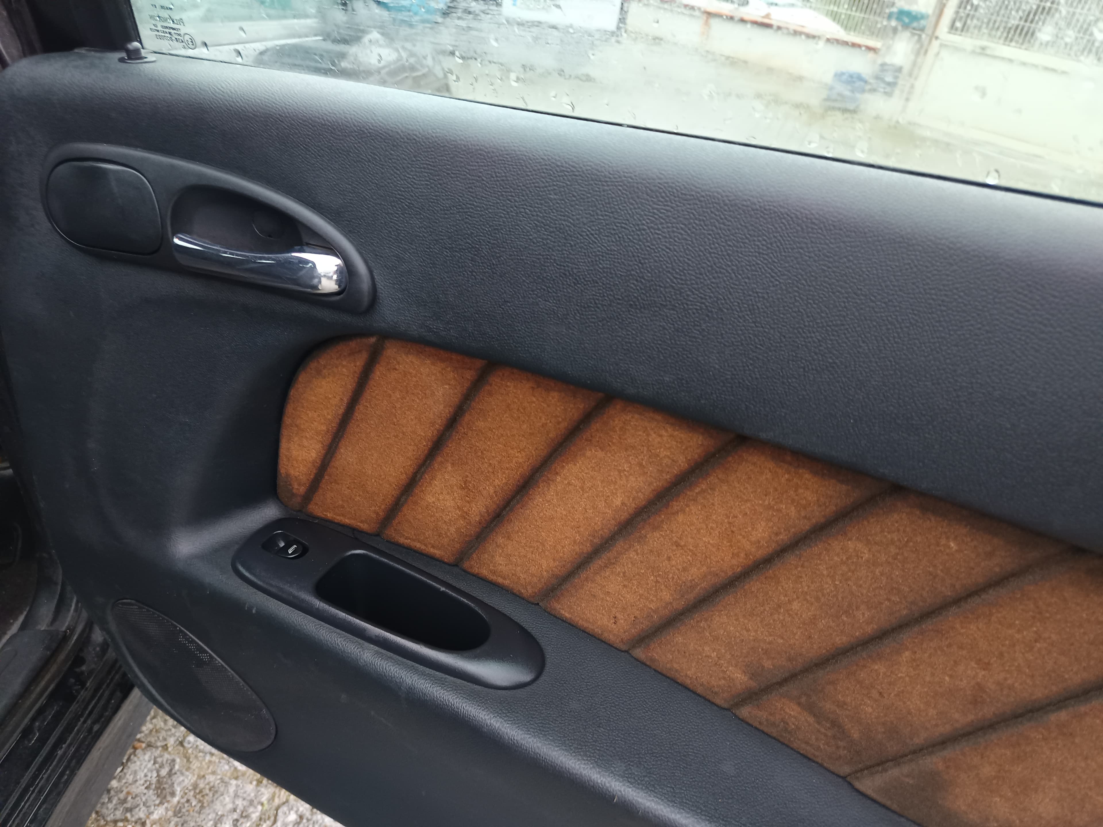 Alfa Romeo 156 · Ano 2001 — imagem 25