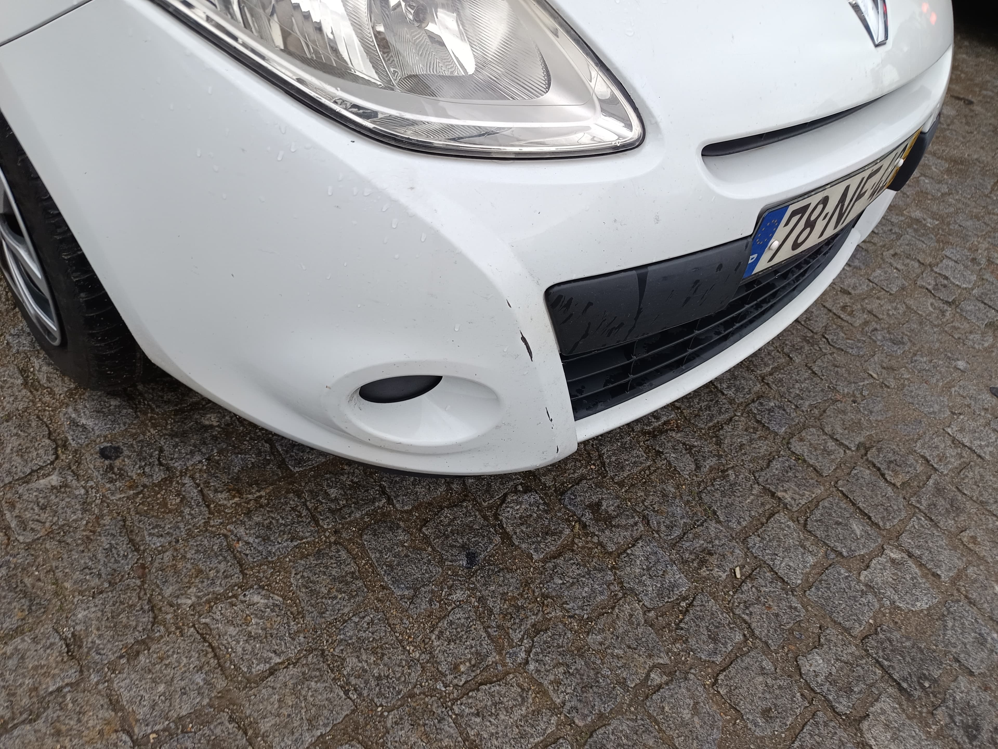 Renault Clio 1.5 dCi · Año 2012 — imagen 9