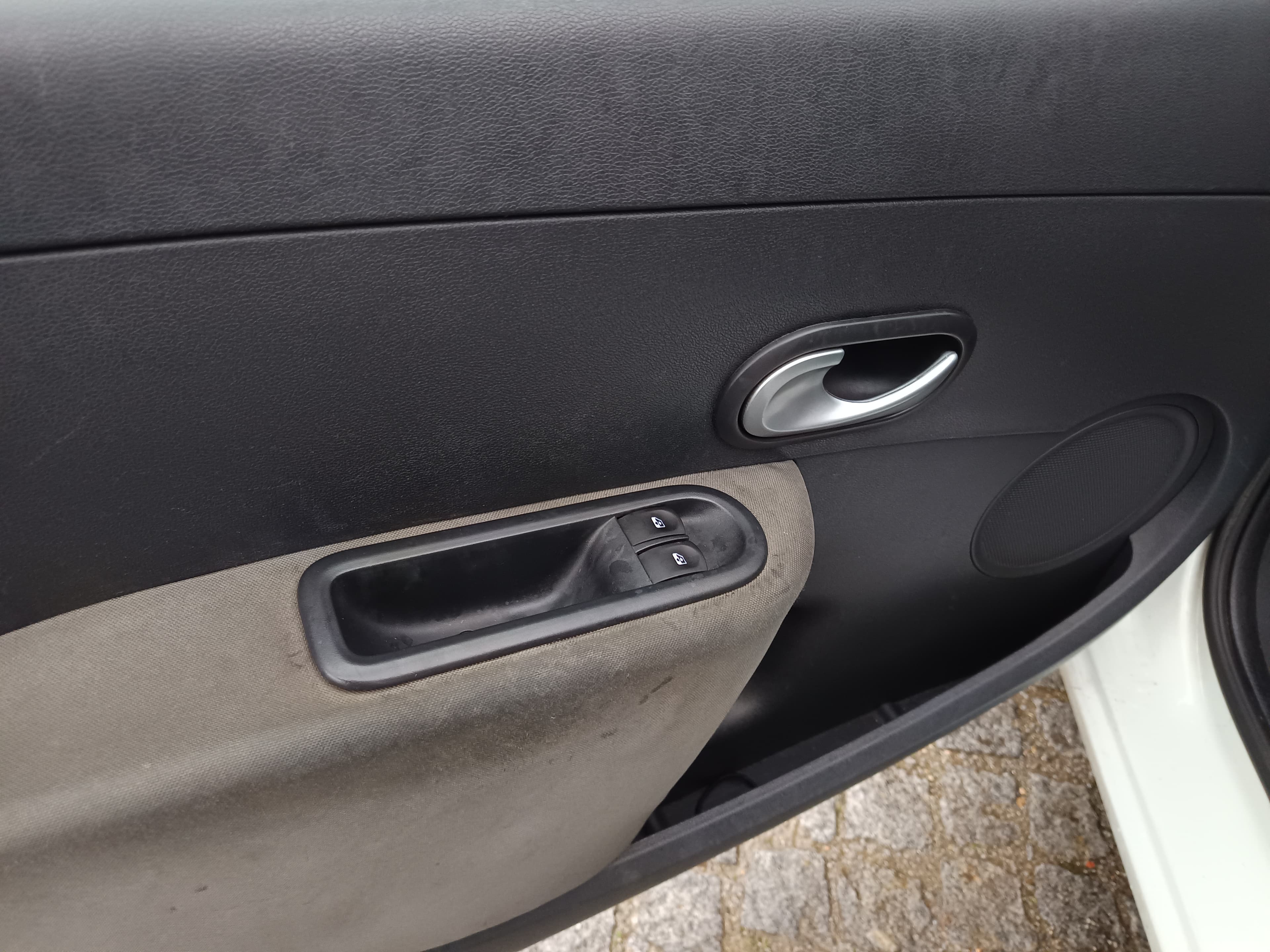 Renault Clio 1.5 dCi · Año 2012 — imagen 21