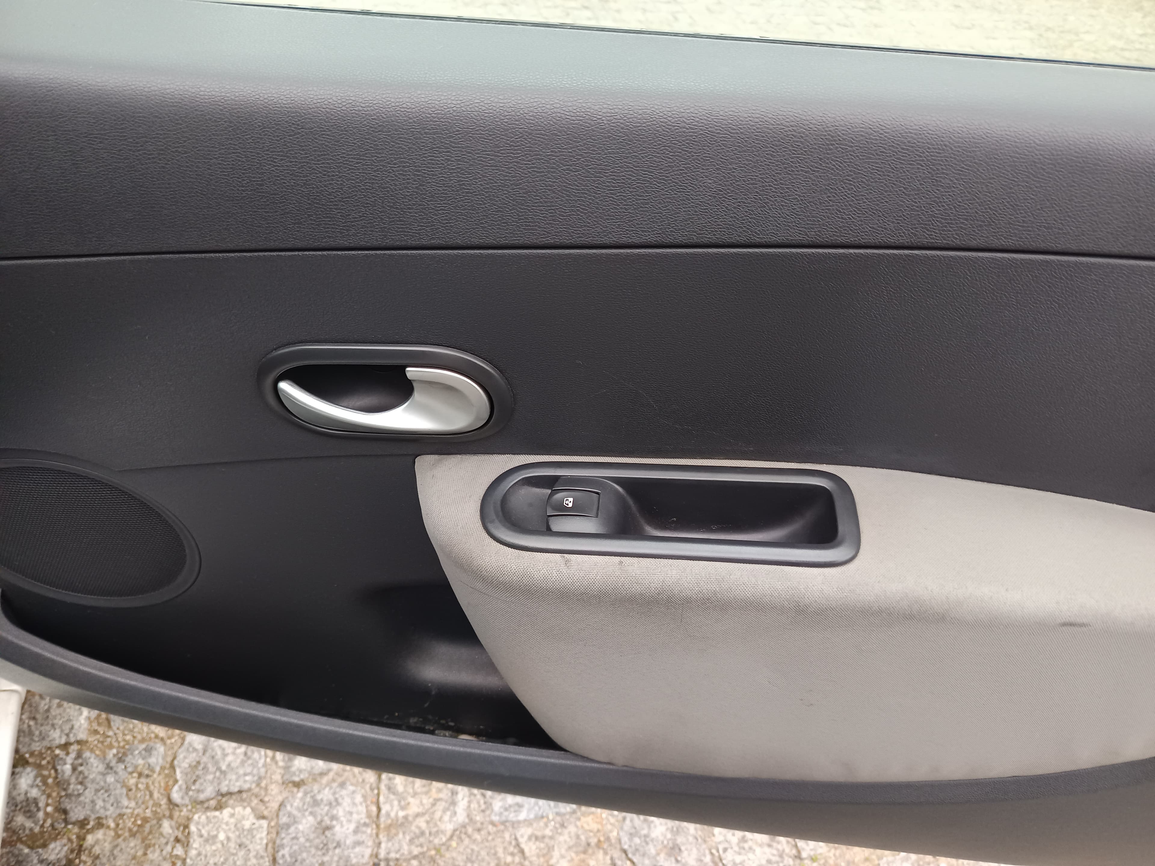 Renault Clio 1.5 dCi · Año 2012 — imagen 18