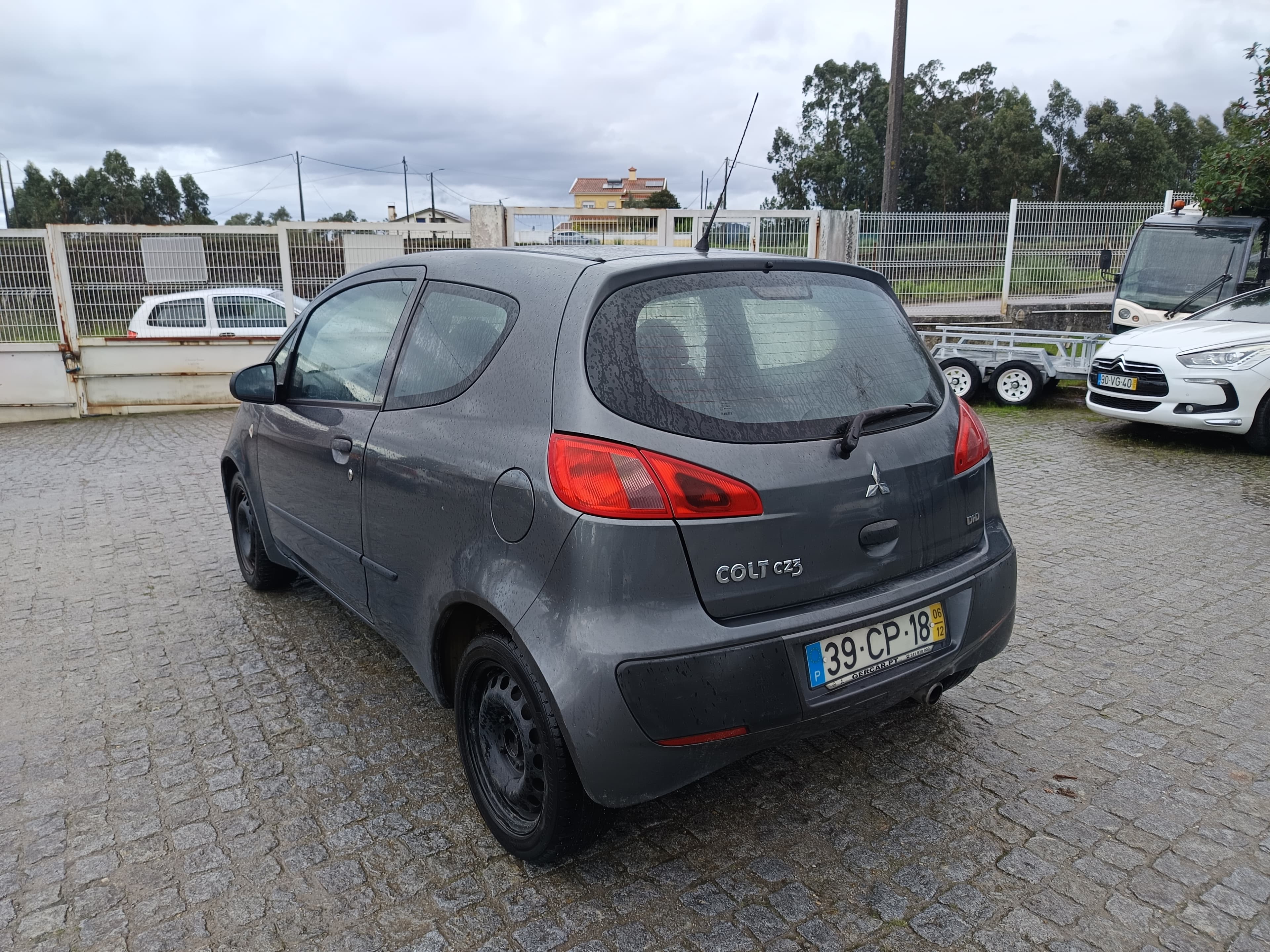 Mitsubishi Colt CZ3 · Ano 2006 — imagem 6