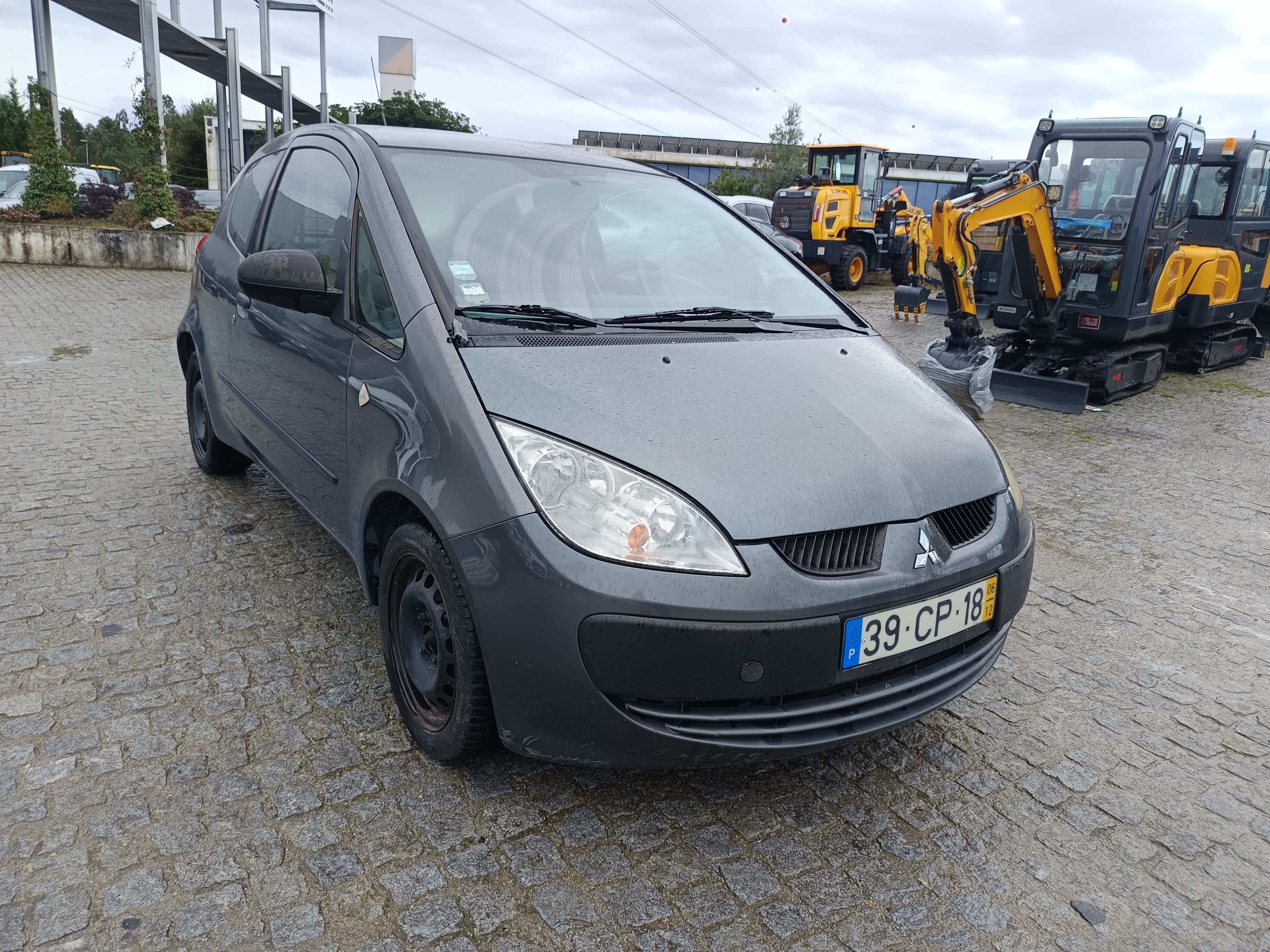 Mitsubishi Colt CZ3 · Ano 2006 — imagem 3