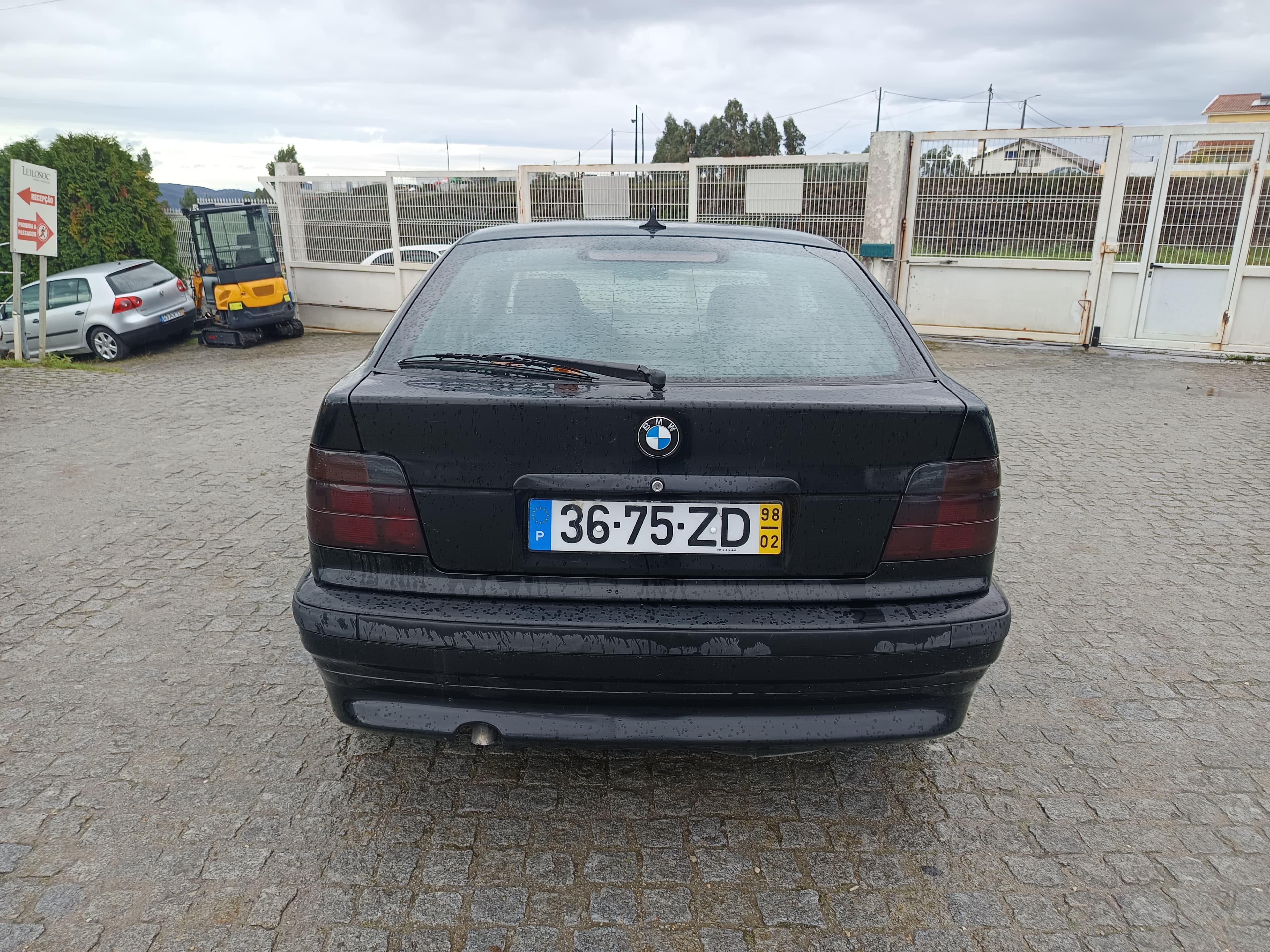 BMW Série 3 · Ano 1998 — image 5