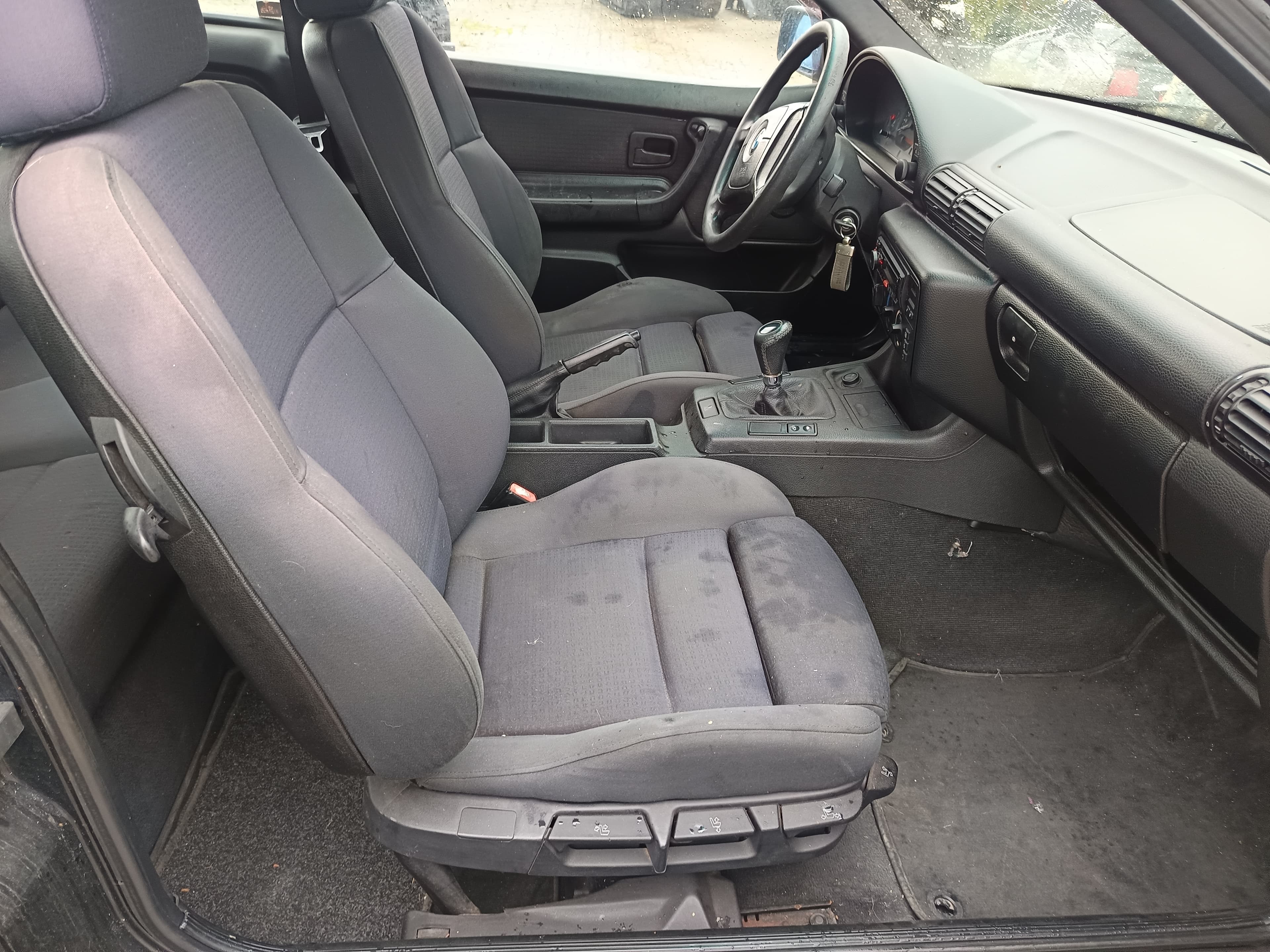 BMW Série 3 · Ano 1998 — image 18
