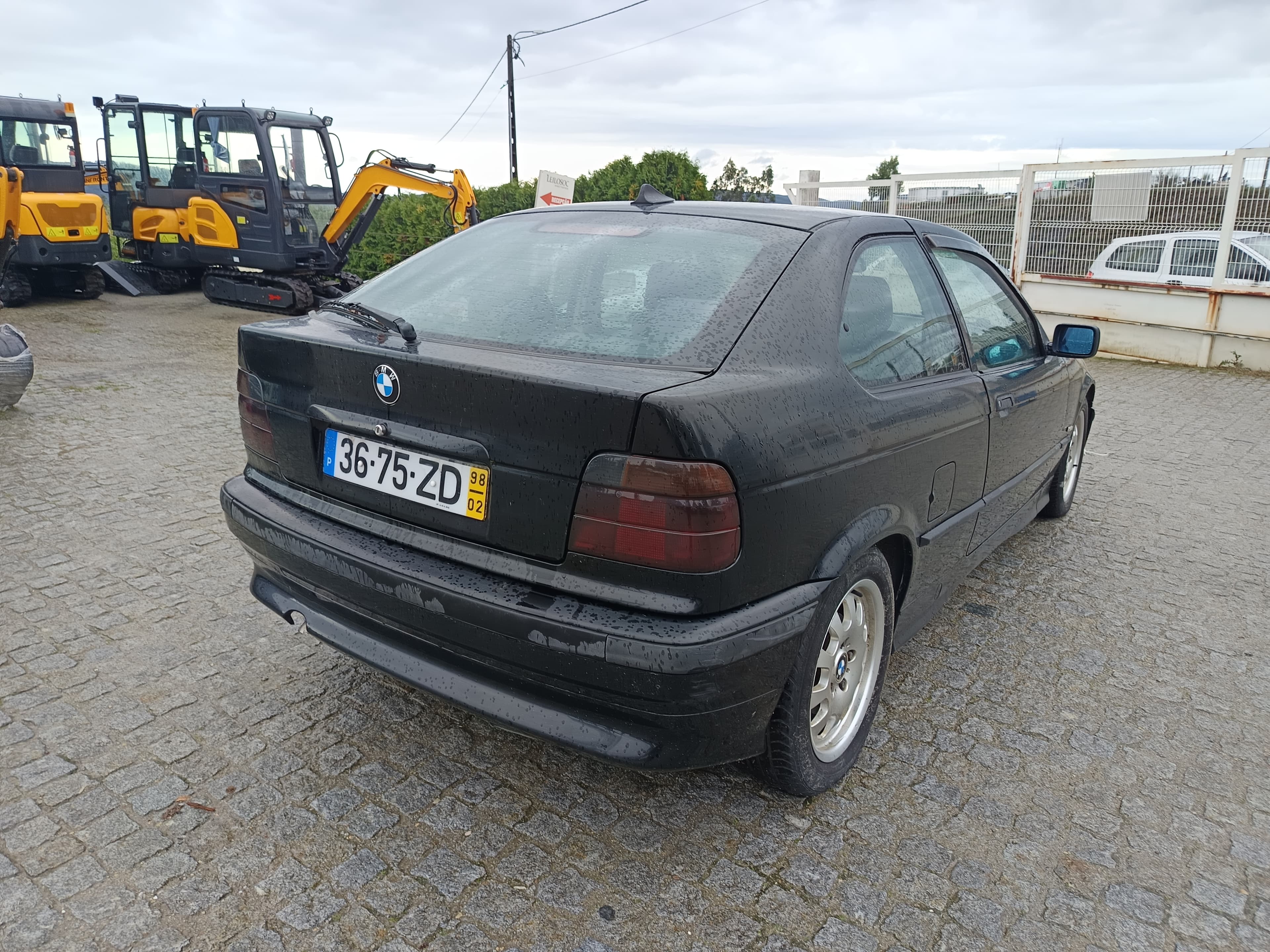 BMW Série 3 · Ano 1998 — image 4