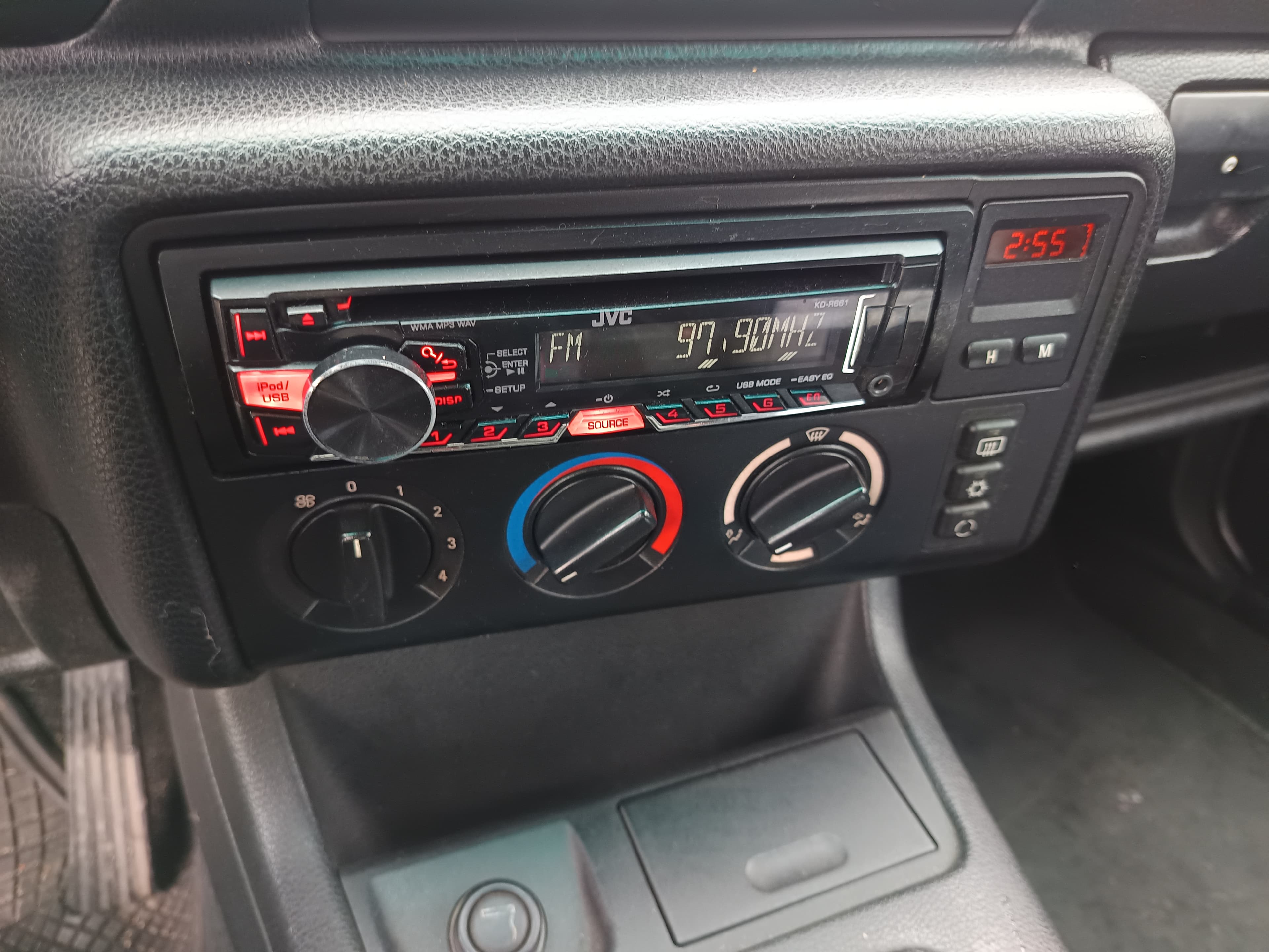 BMW Série 3 · Ano 1998 — image 25