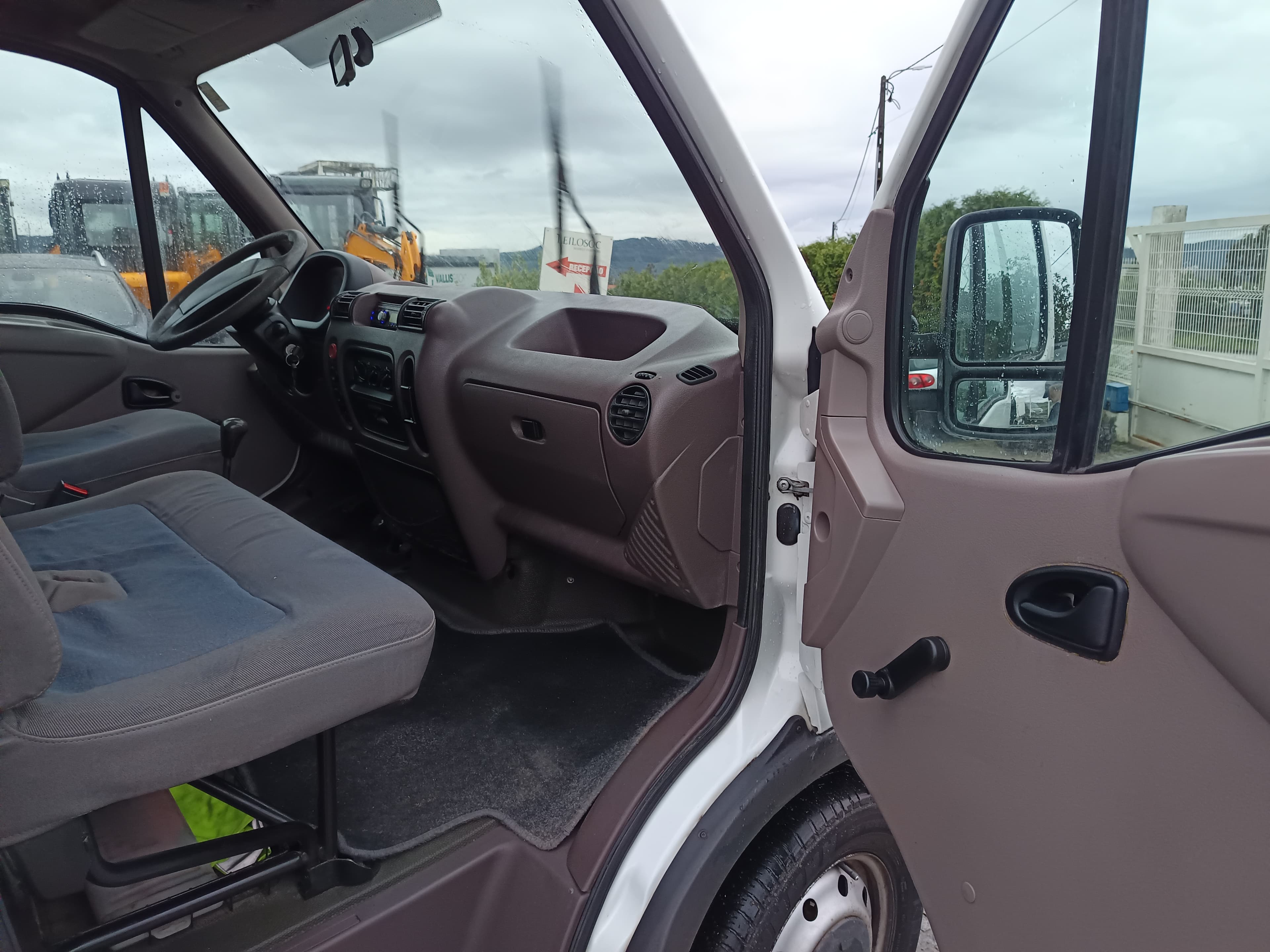 Renault Master · Ano 2000 — imagem 22