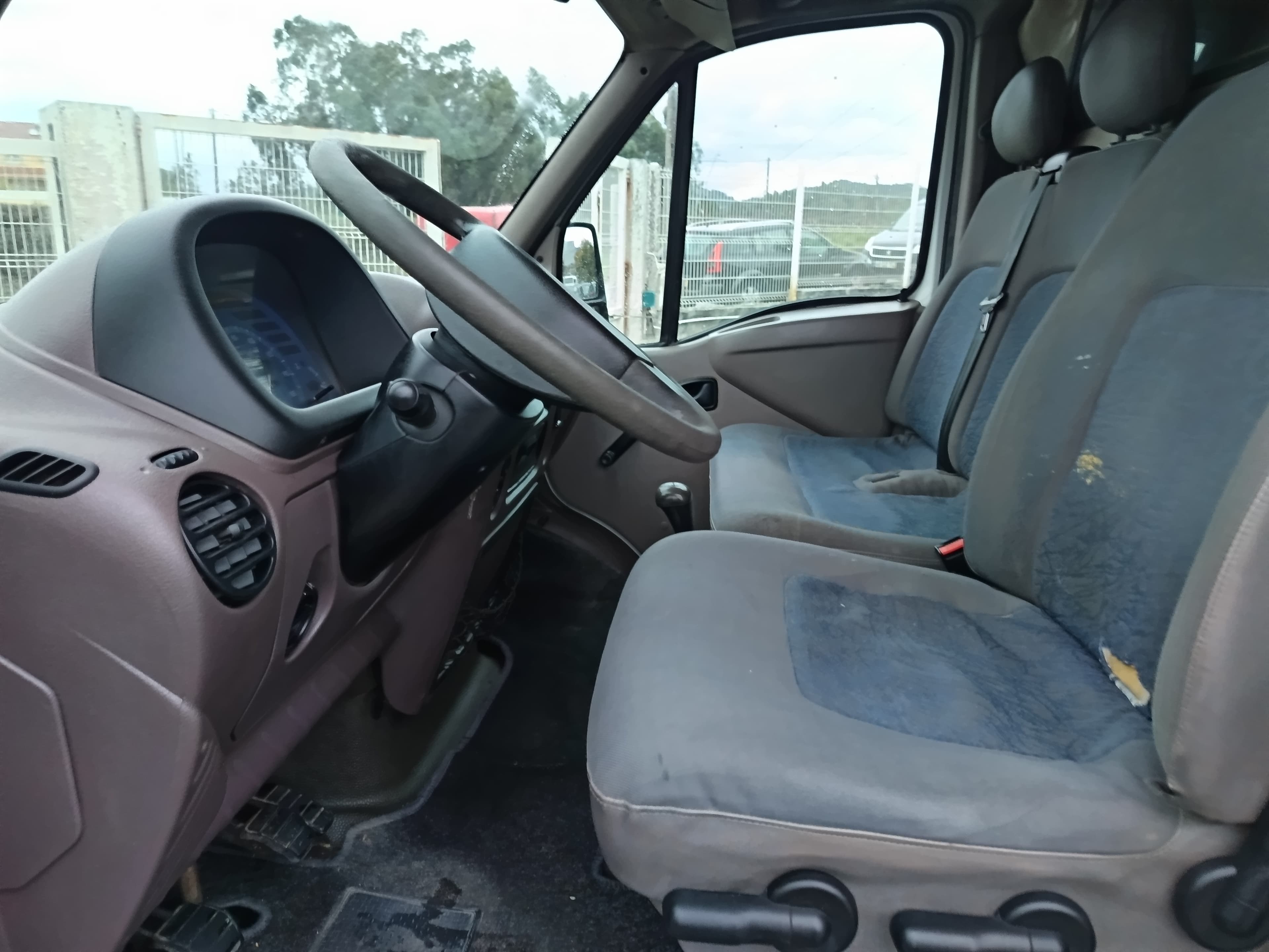 Renault Master · Ano 2000 — imagem 28