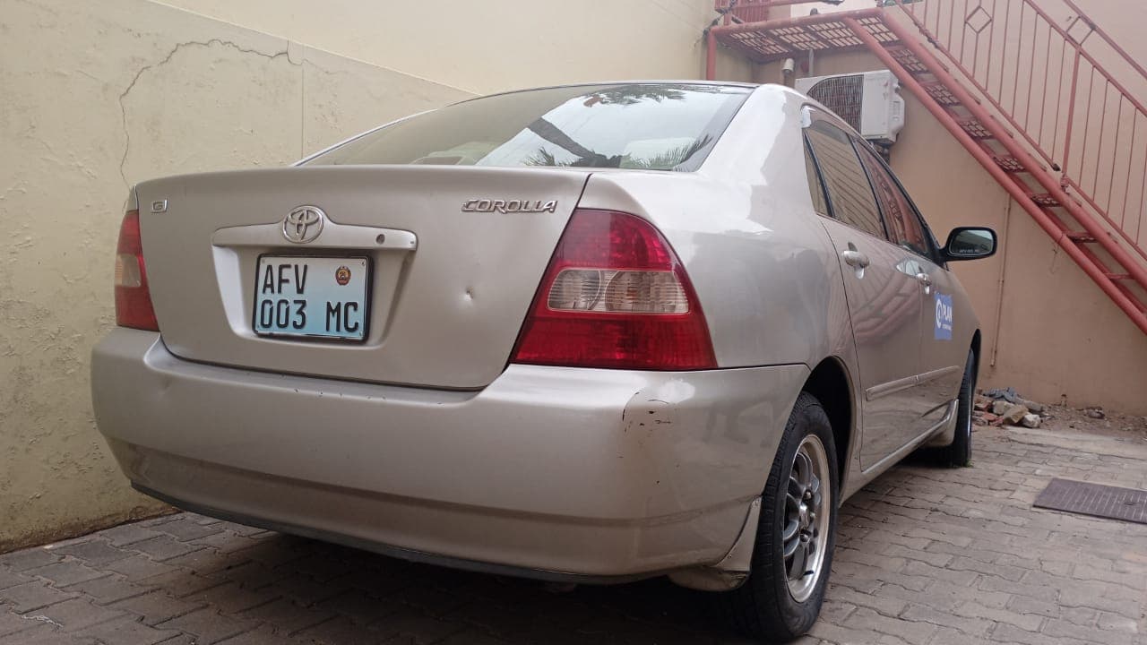 Toyota Corolla 2,50m - 2011 — imagem 7