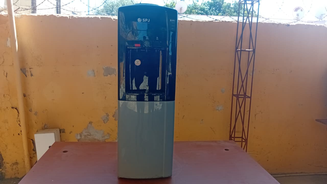 Dispensador de Agua.