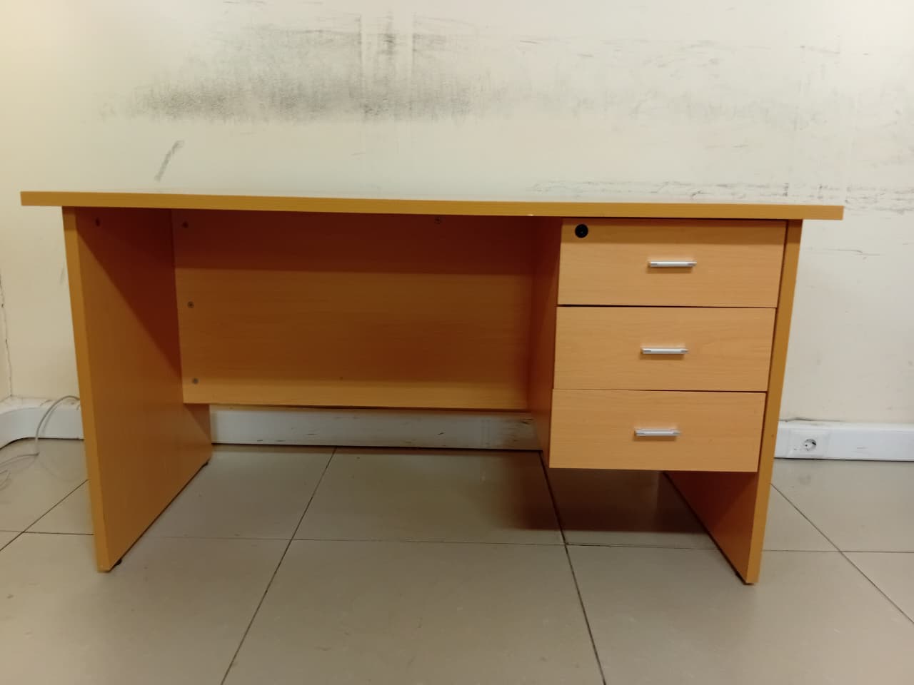 Secretária — imagem 1