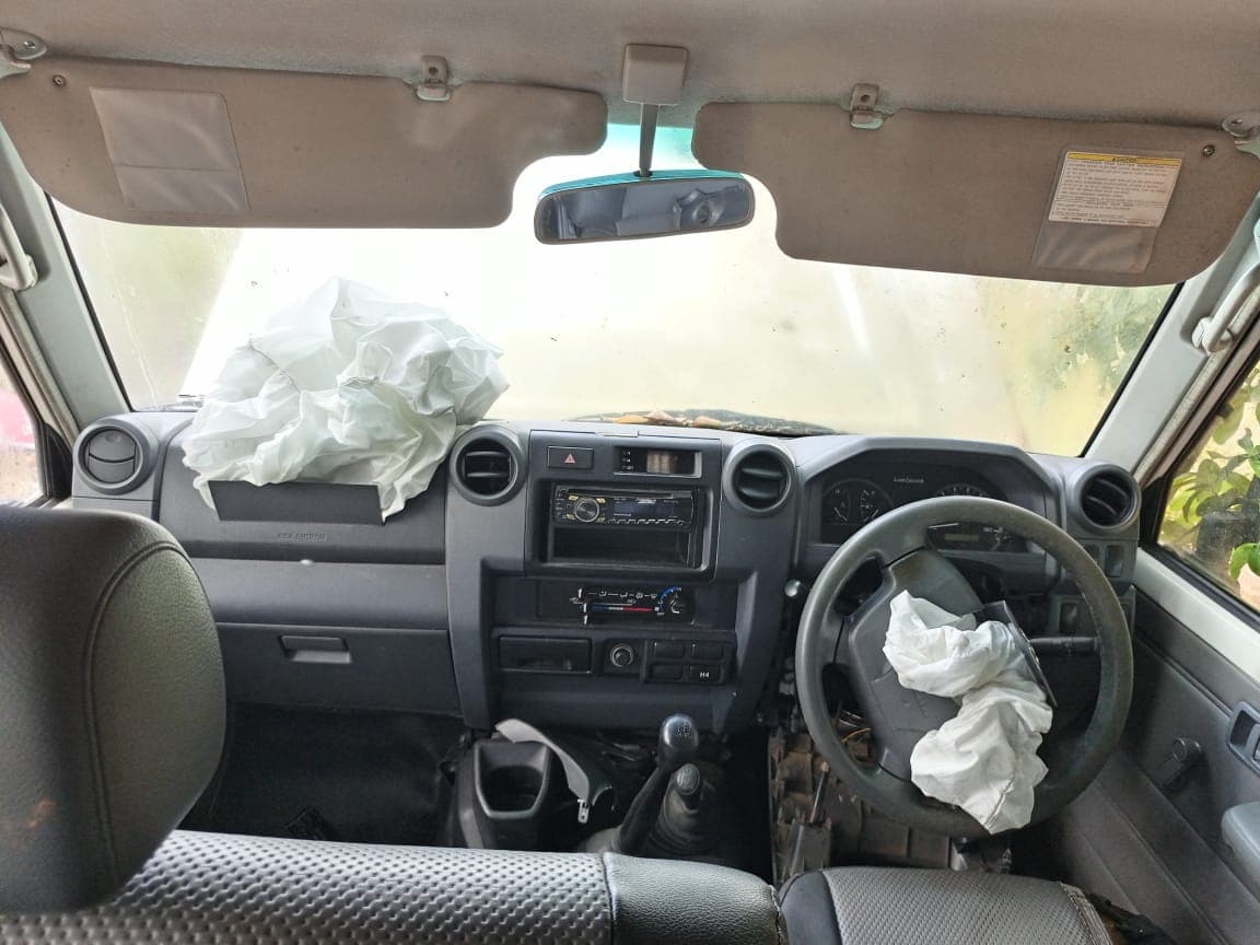 Toyota/Land Cruiser 2,73m - 2017 — imagen 7