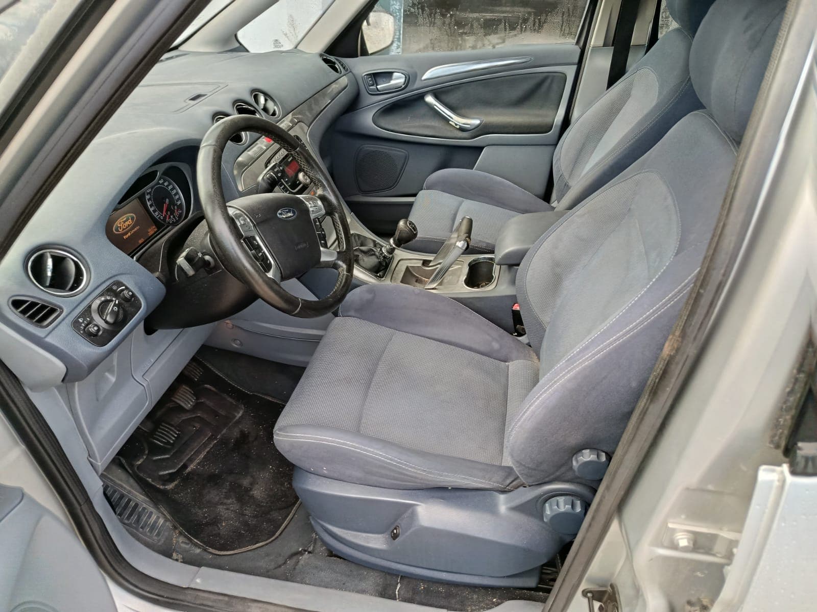 Ford S-Max · 7 Lugares · Ano 2008 — imagen 17