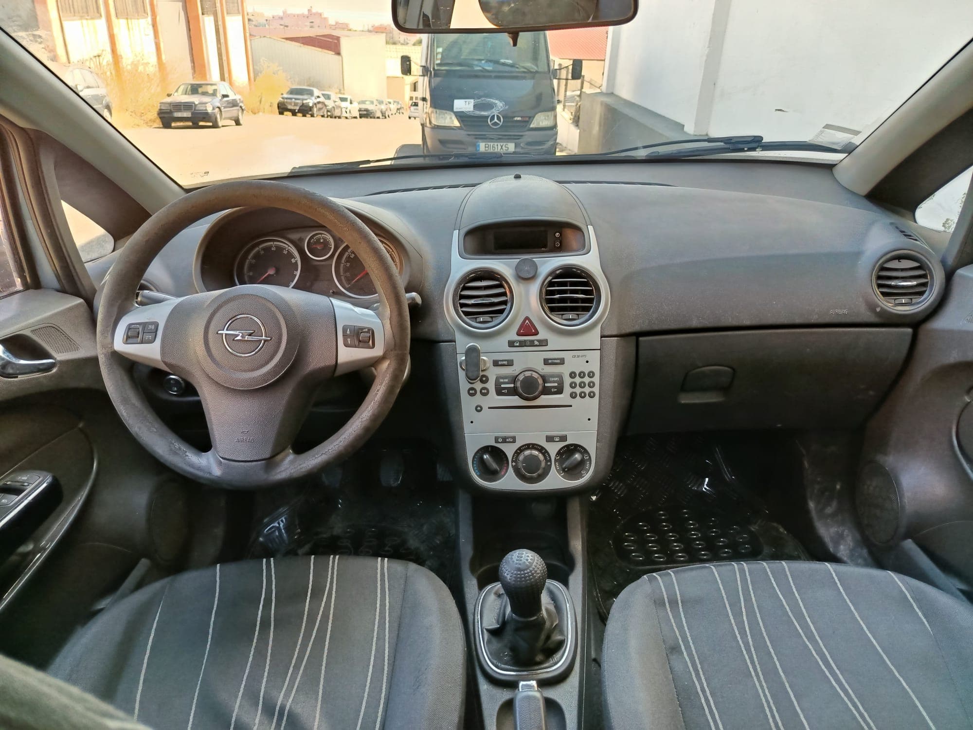 Opel Corsa · Ano 2010 — imagem 18