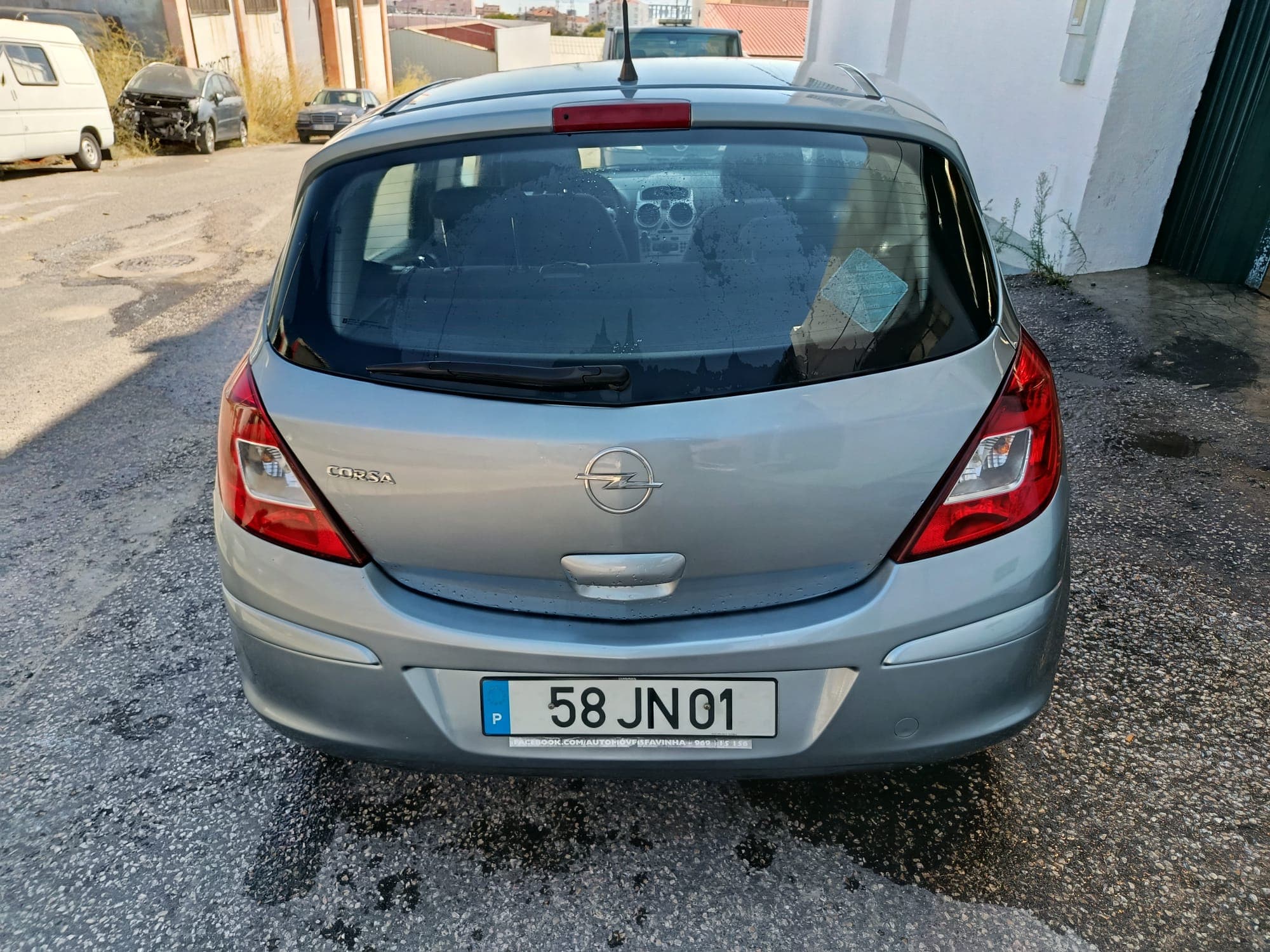 Opel Corsa · Ano 2010 — imagem 9
