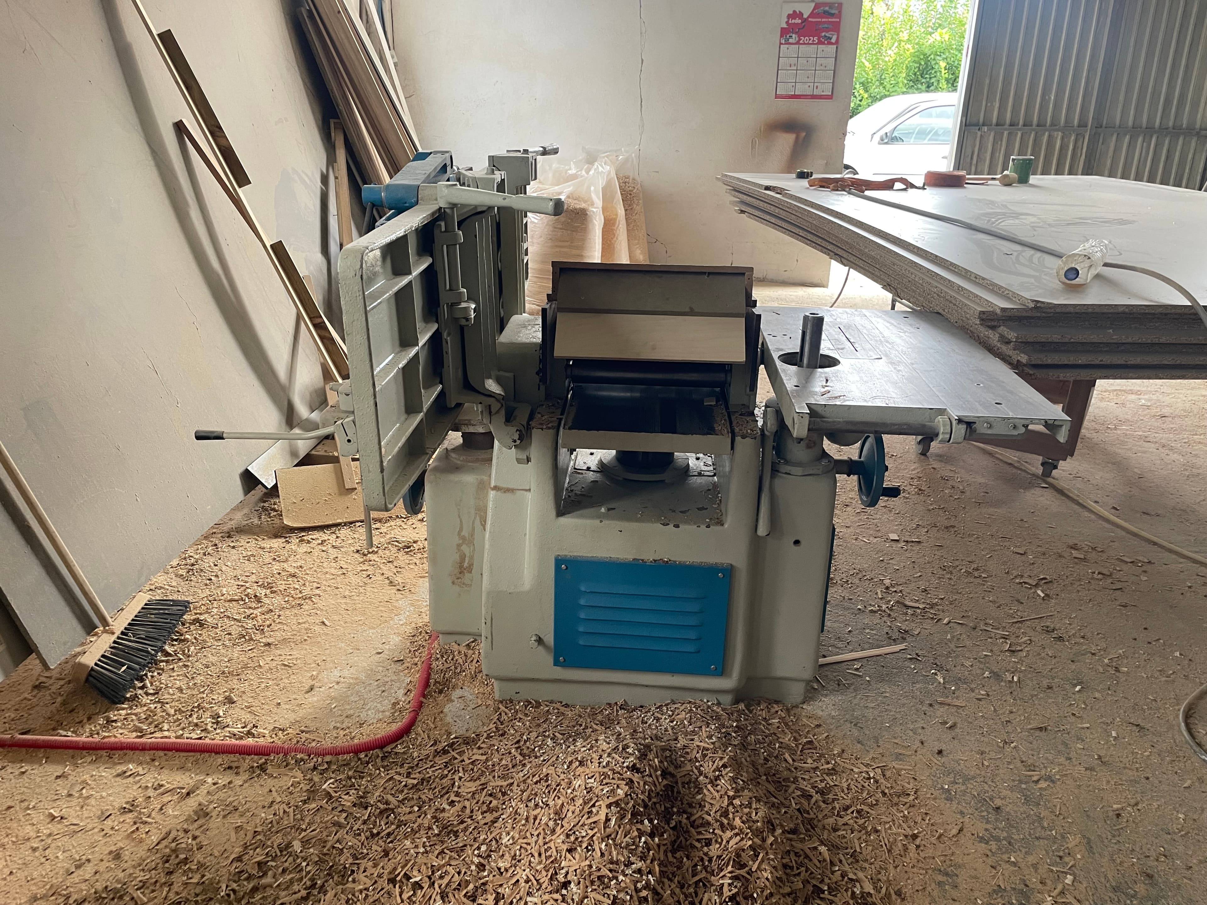 Maquina Universal Pinheiro UIR 350 — imagem 2