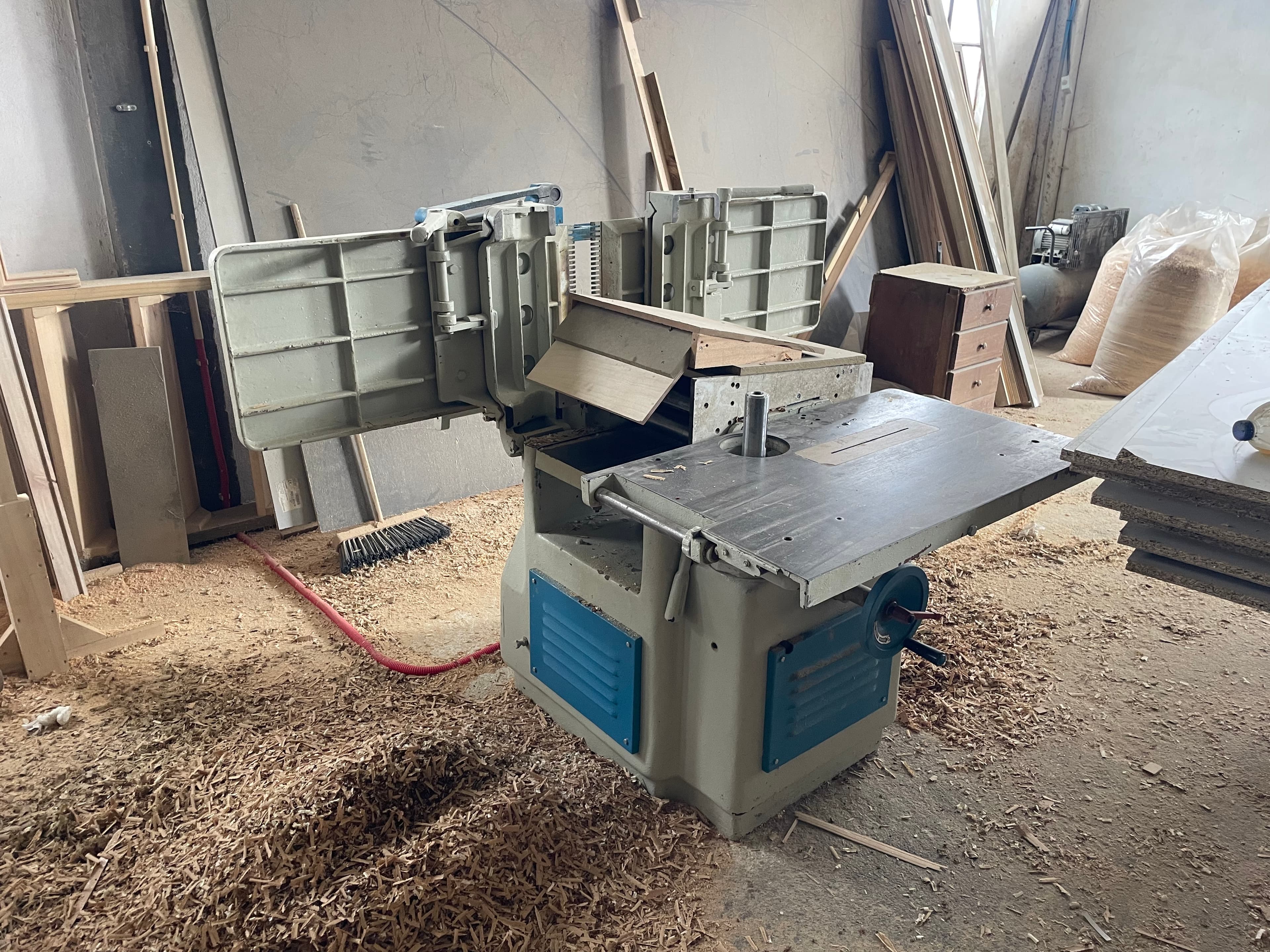 Maquina Universal Pinheiro UIR 350 — imagem 3