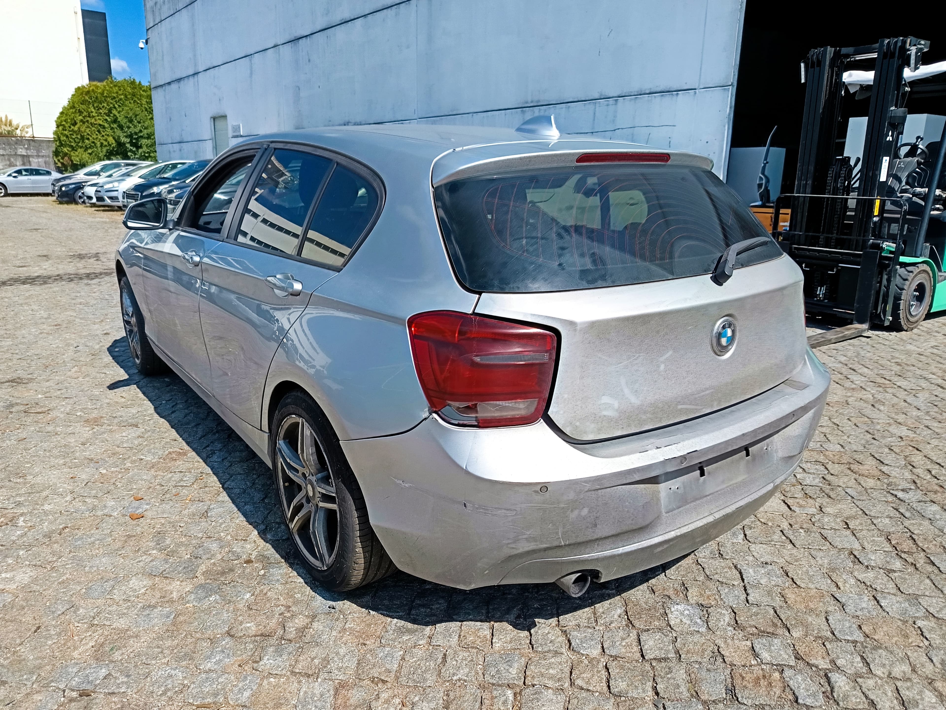 BMW 118d · Ano 2012 — imagen 6