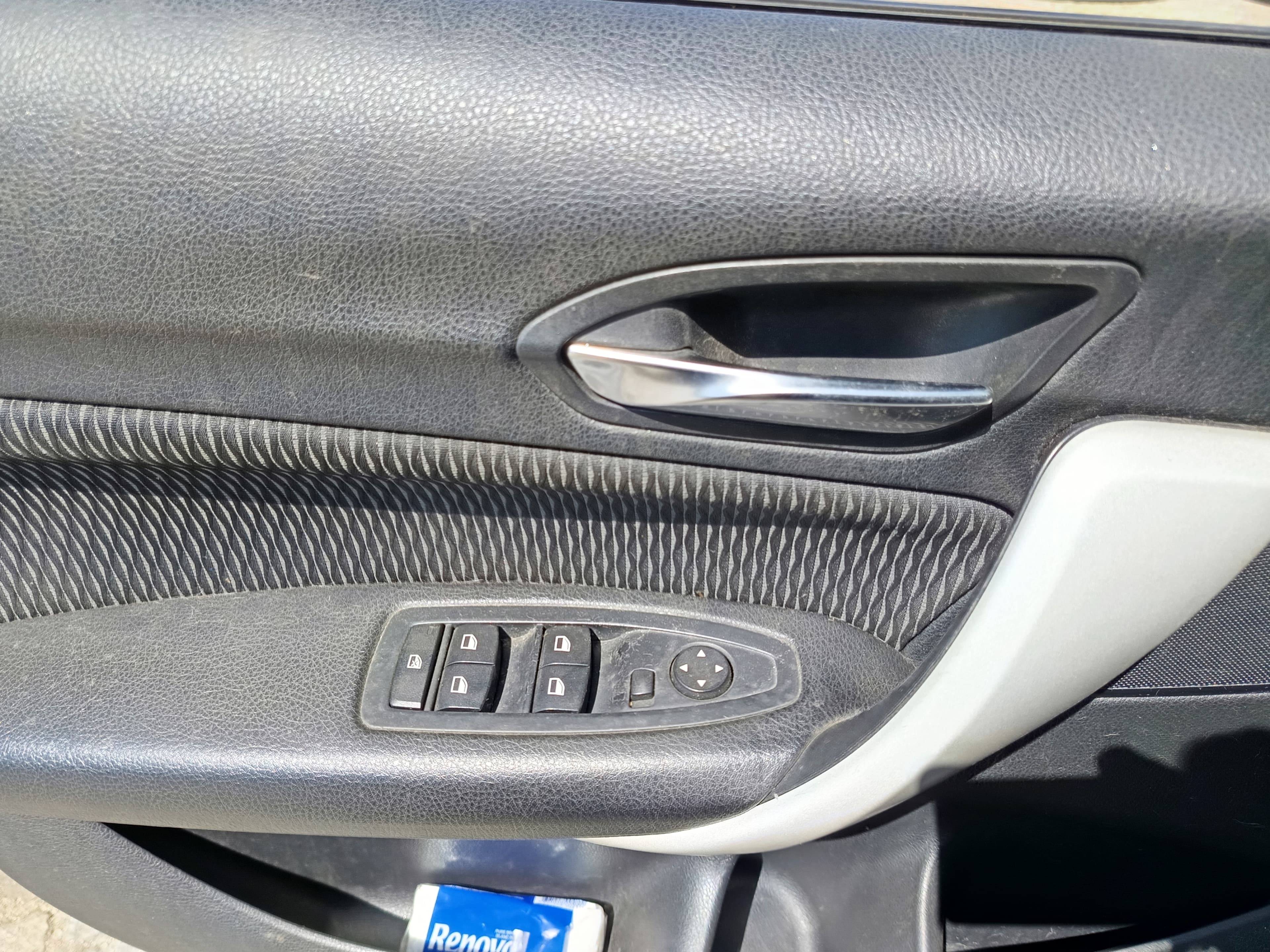 BMW 118d · Ano 2012 — imagen 32