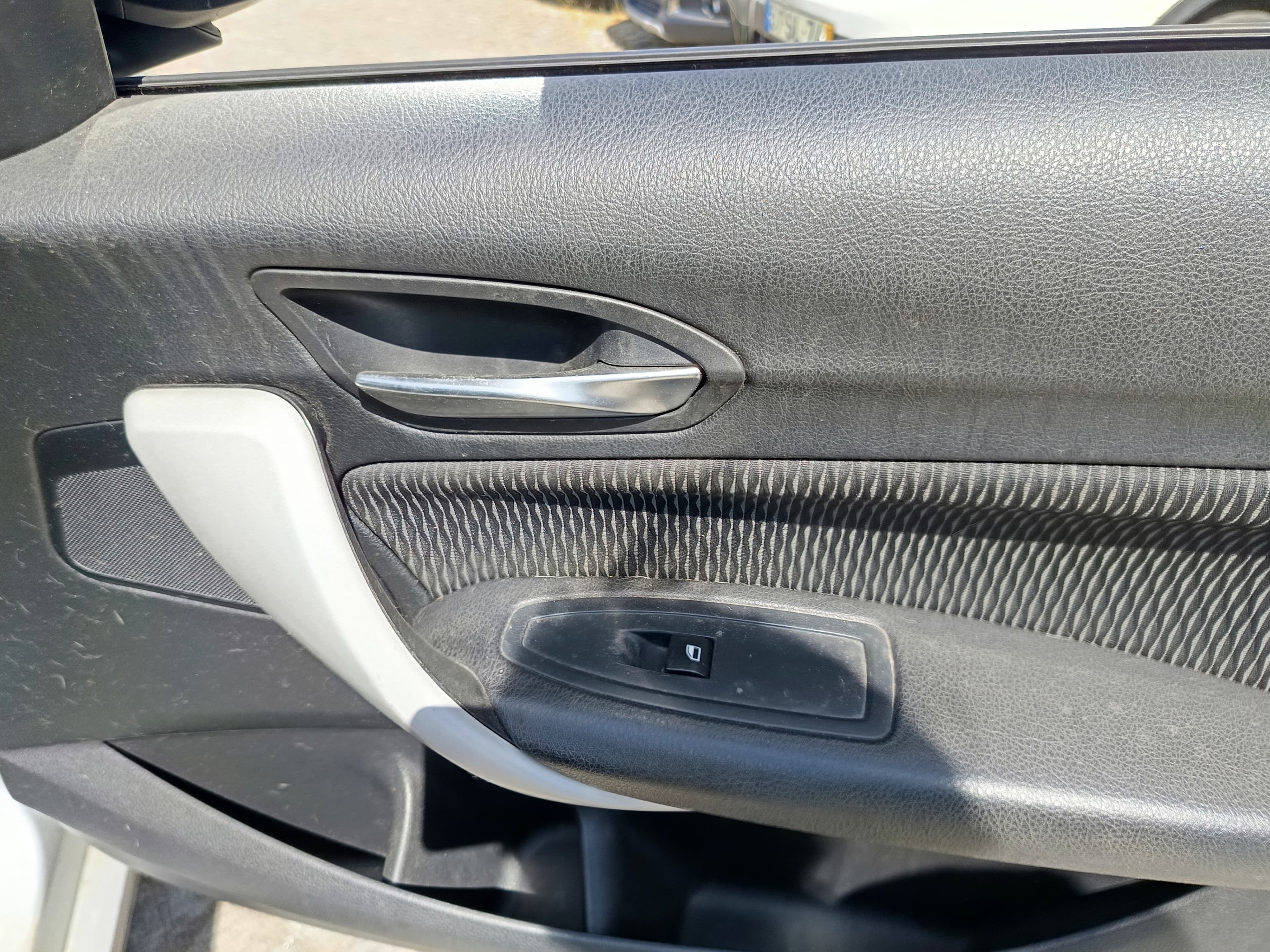 BMW 118d · Ano 2012 — imagen 29