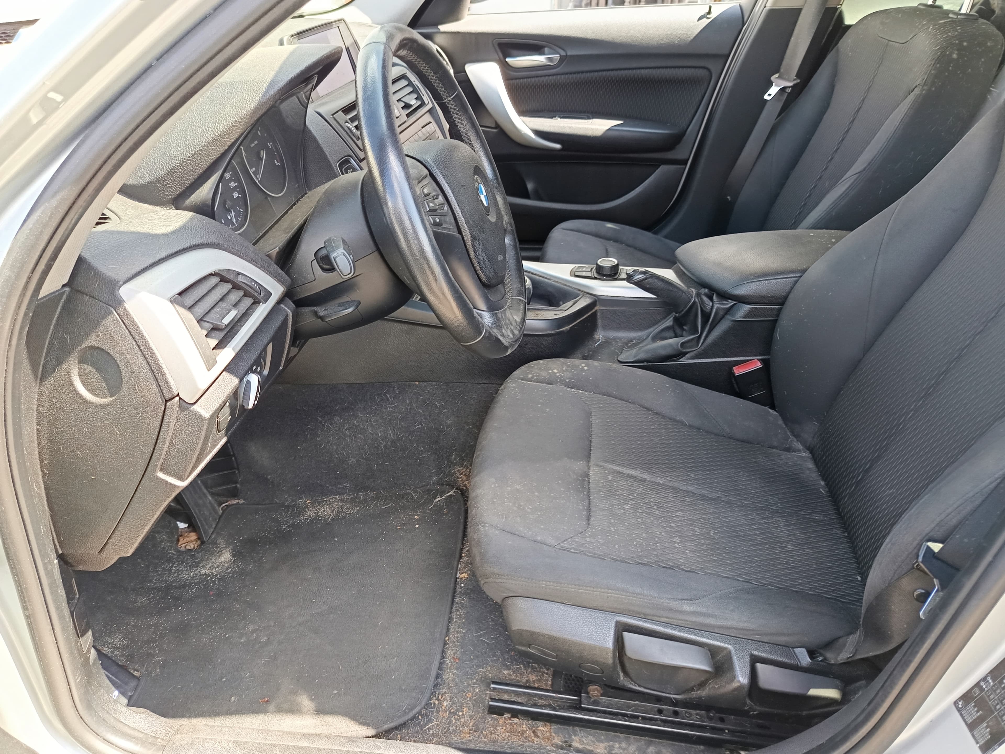 BMW 118d · Ano 2012 — imagen 33