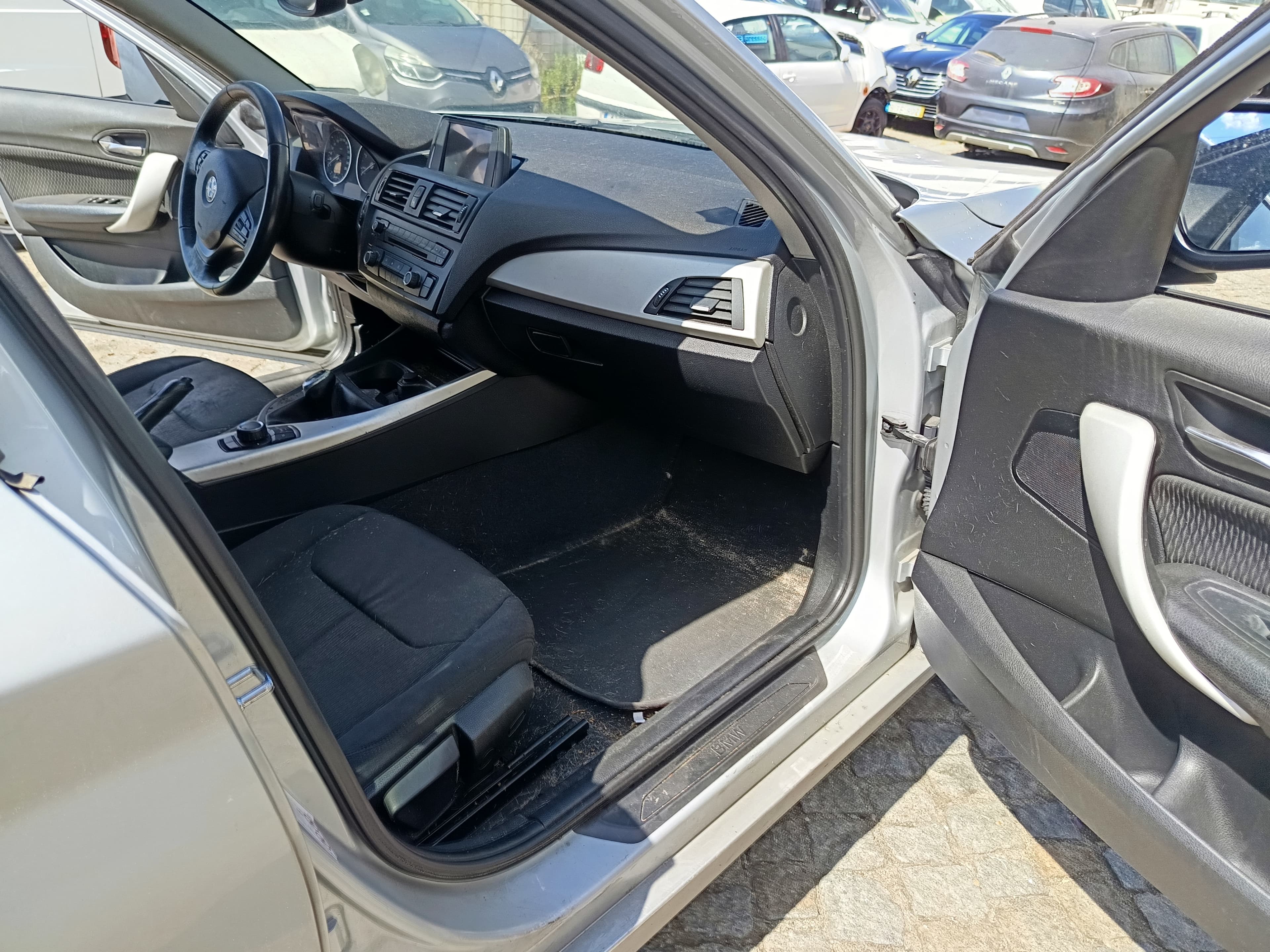 BMW 118d · Ano 2012 — imagen 28